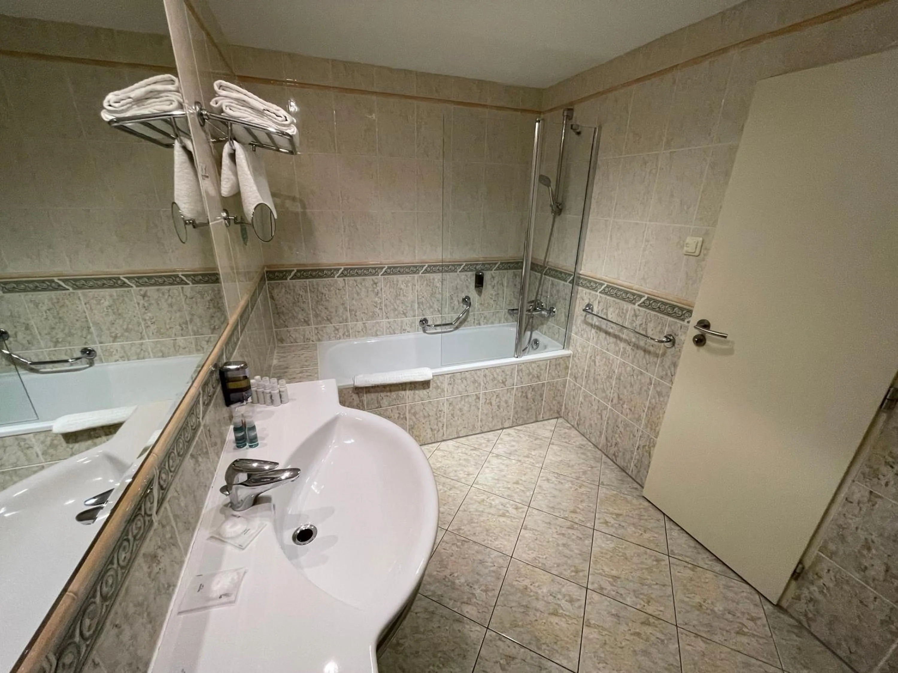 Bathroom in Ramada Prague City Centre