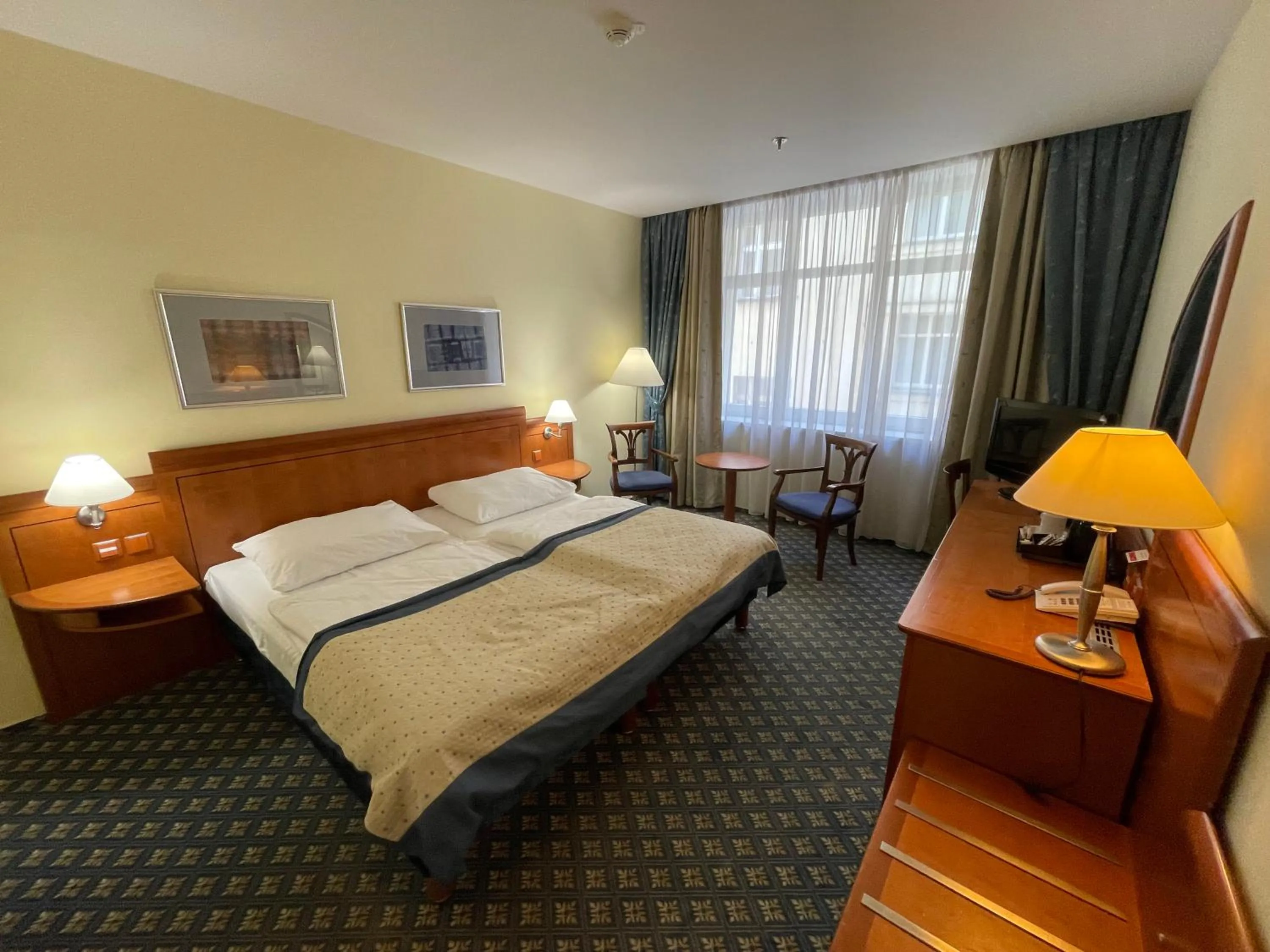 Bedroom, Bed in Ramada Prague City Centre