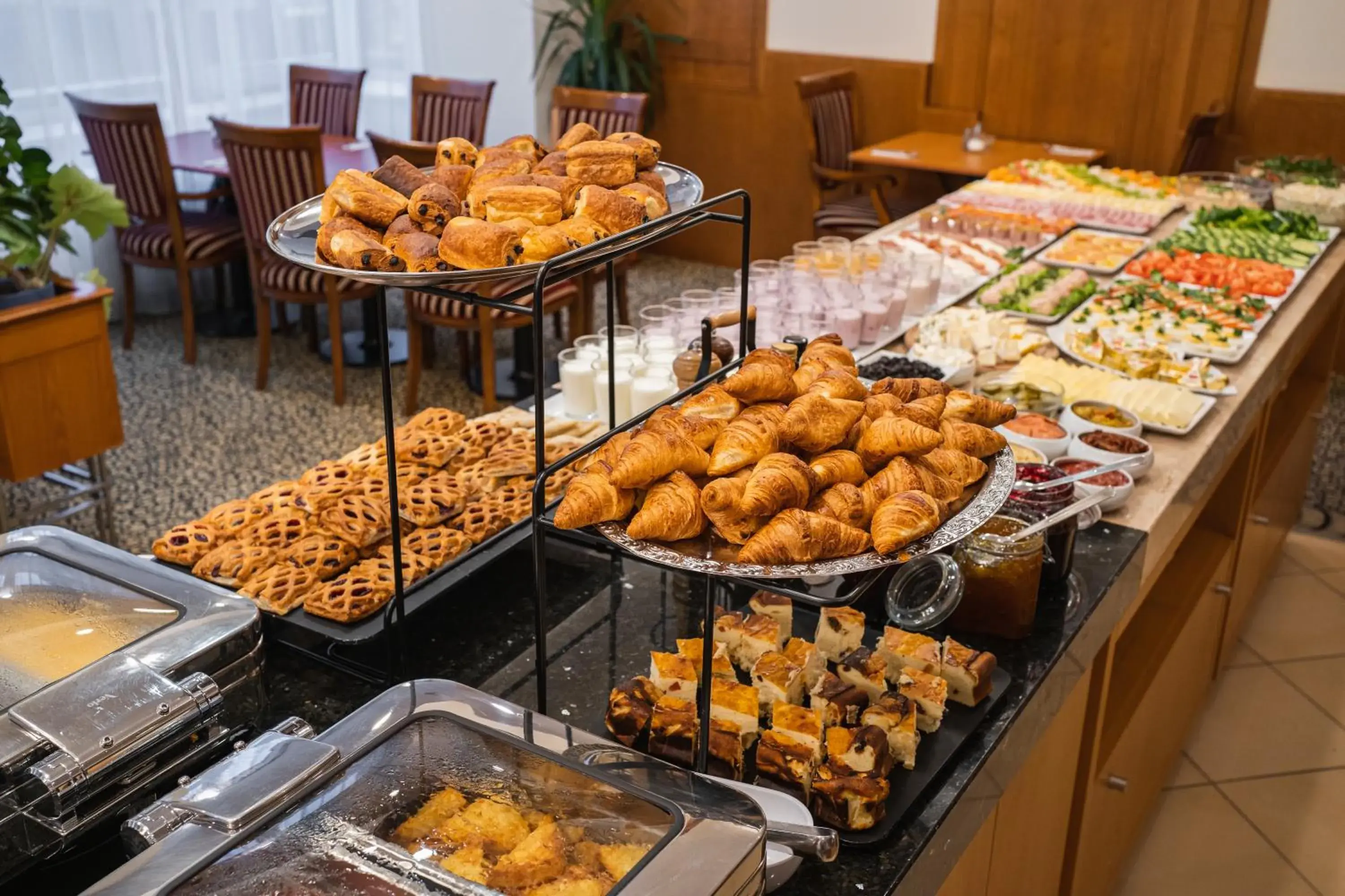 Restaurant/places to eat in Ramada Prague City Centre Restaurant/places to eat in Ramada Prague City Centre