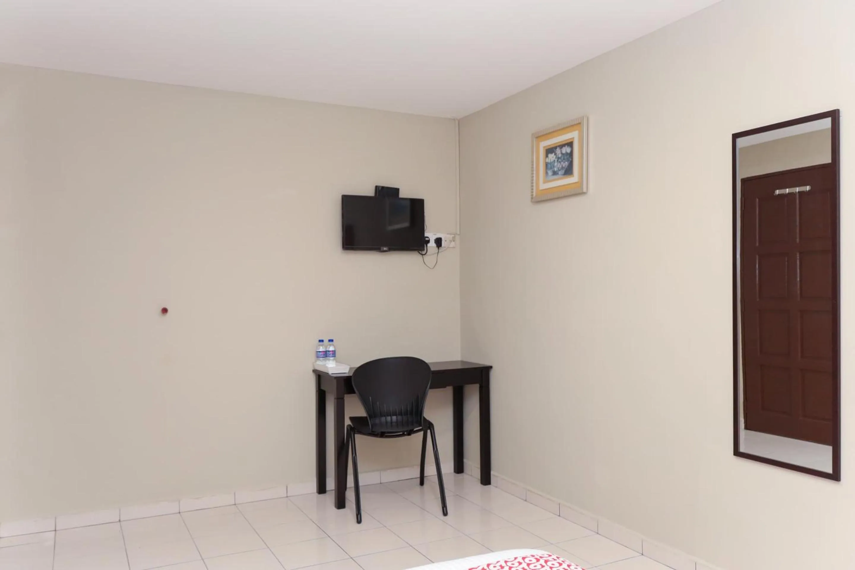 Bedroom in Hotel O Prima Saujana Budget Hotel