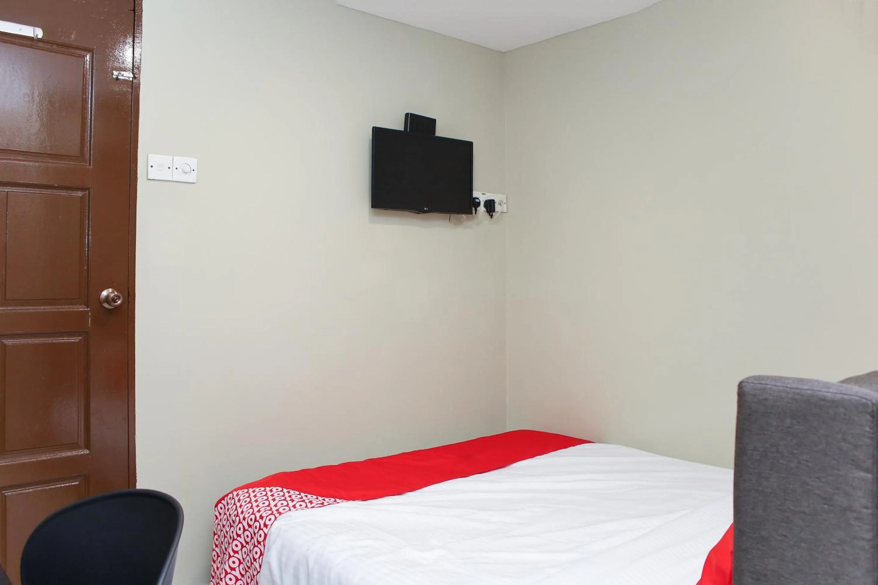 Bedroom in Hotel O Prima Saujana Budget Hotel