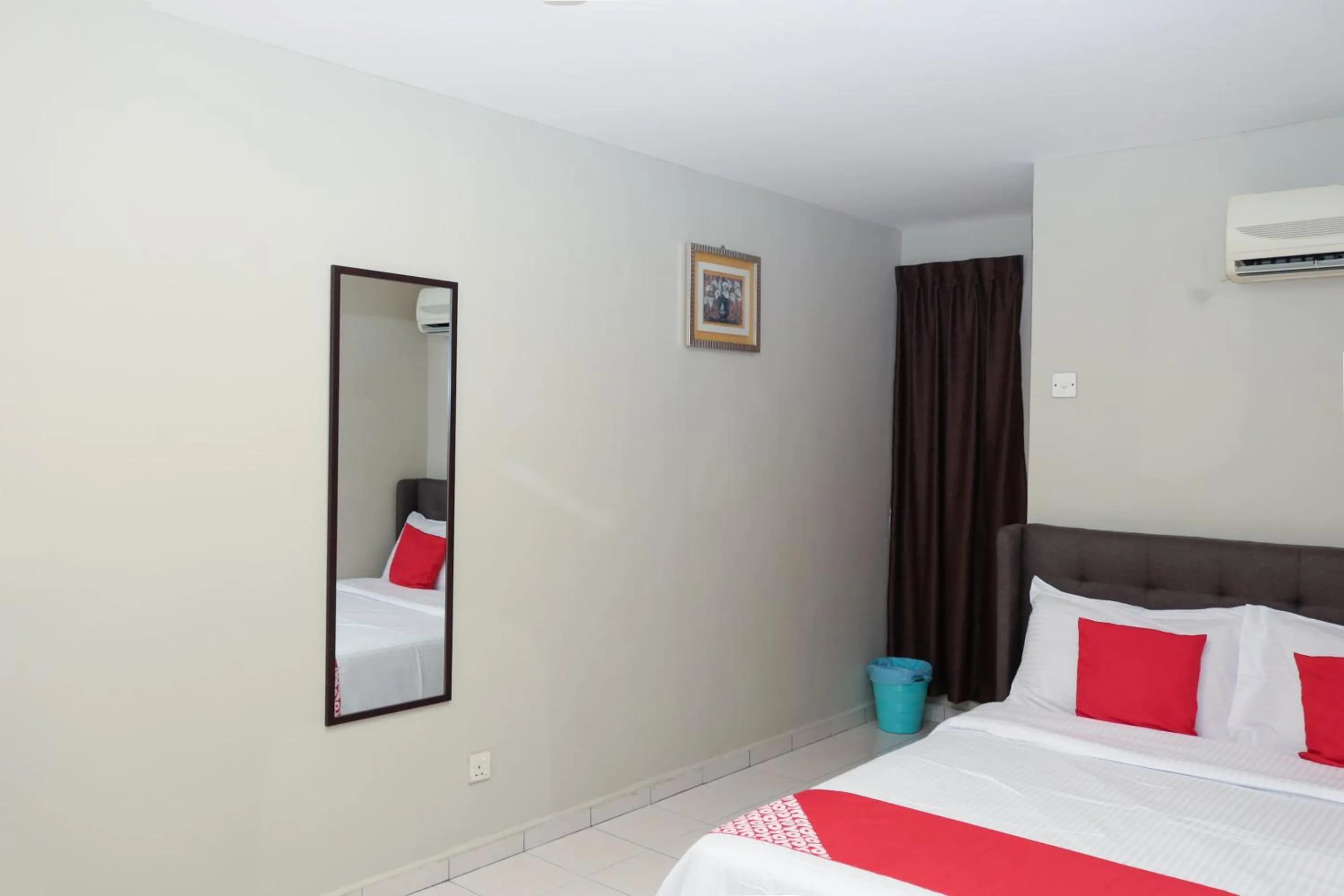 Bedroom in Hotel O Prima Saujana Budget Hotel