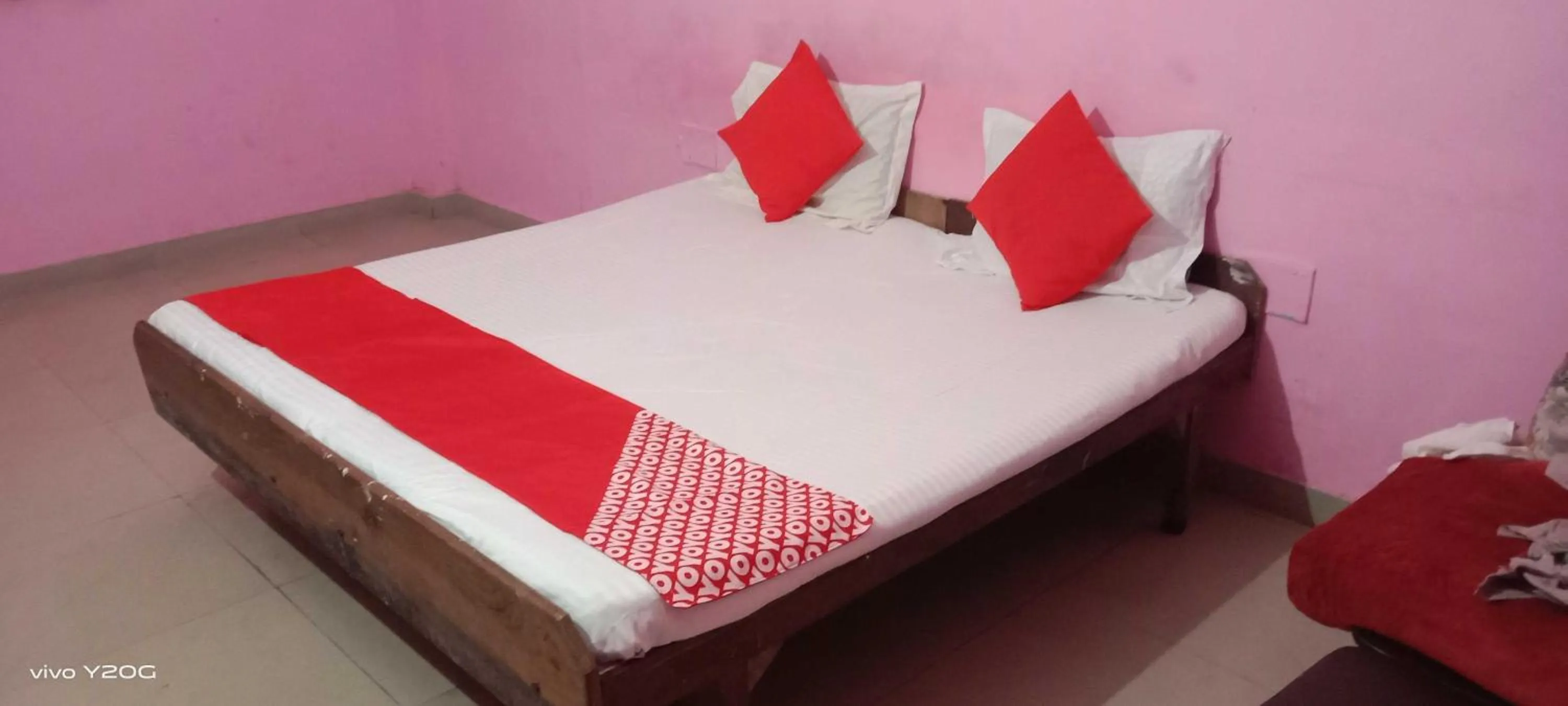 Bedroom in Hotel O Alfa