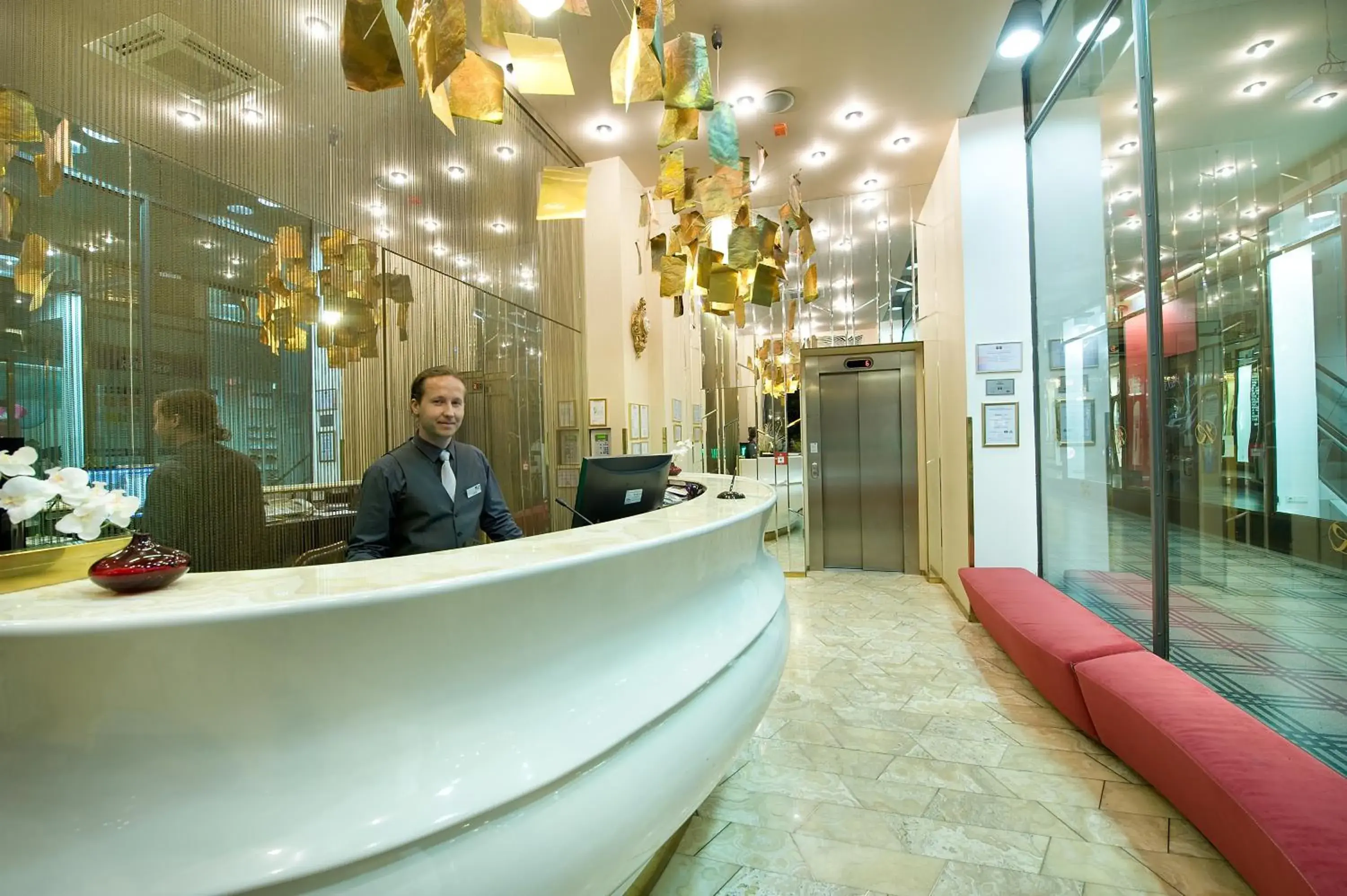 Lobby or reception in EA Hotel Rokoko Lobby or reception in EA Hotel Rokoko