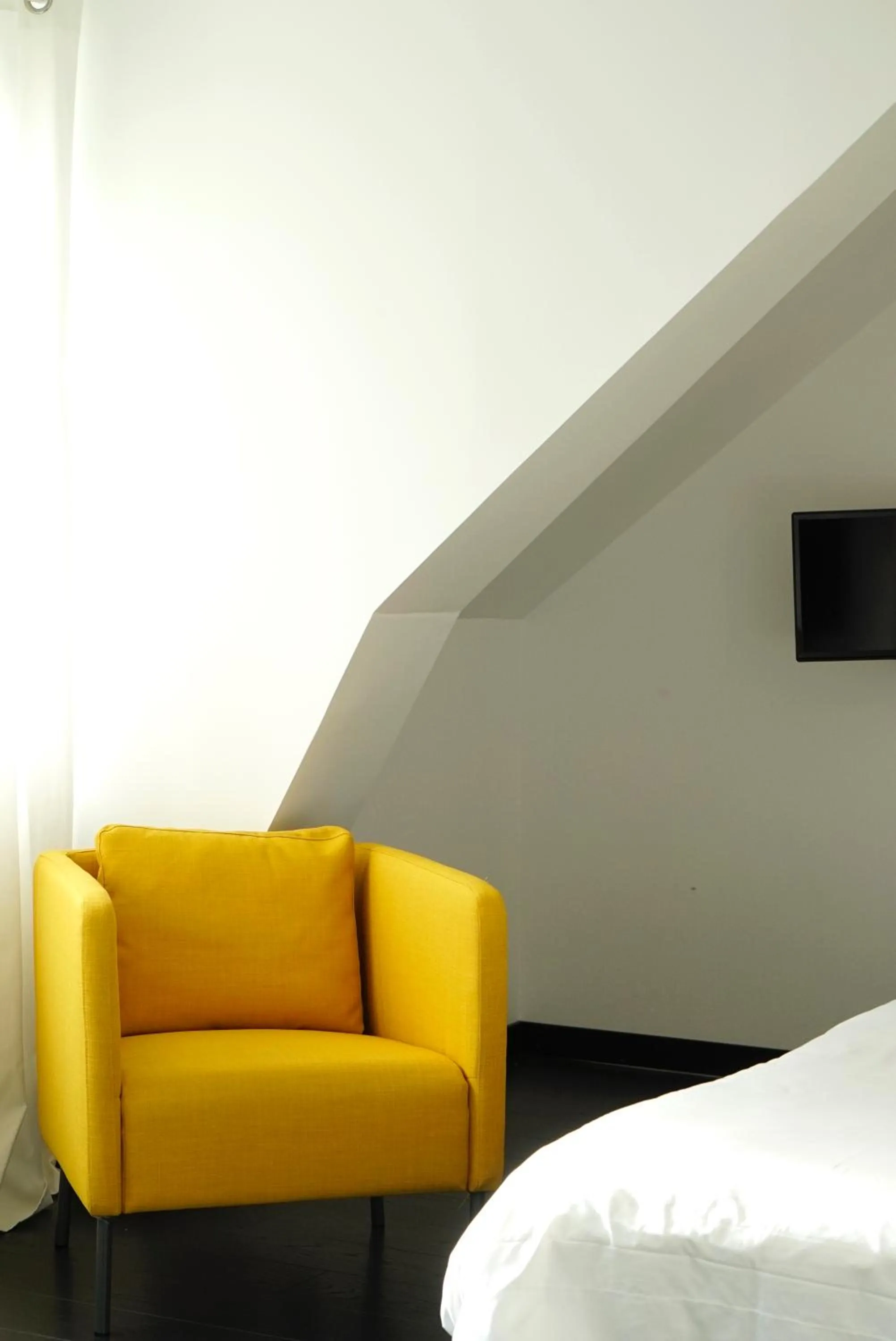 Seating area, Bed in La Villa des Sables