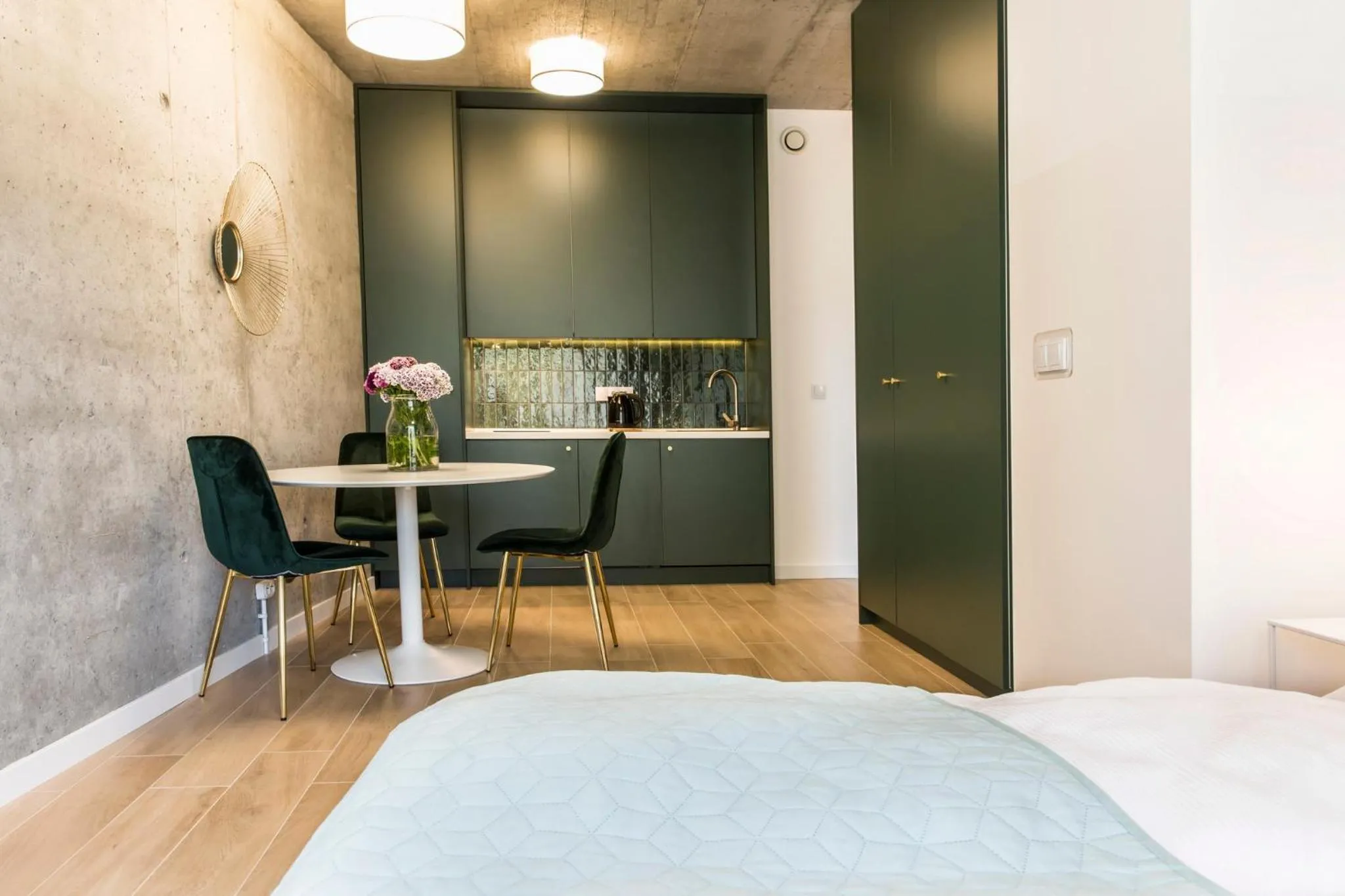 Photo of the whole room in Piedmont House