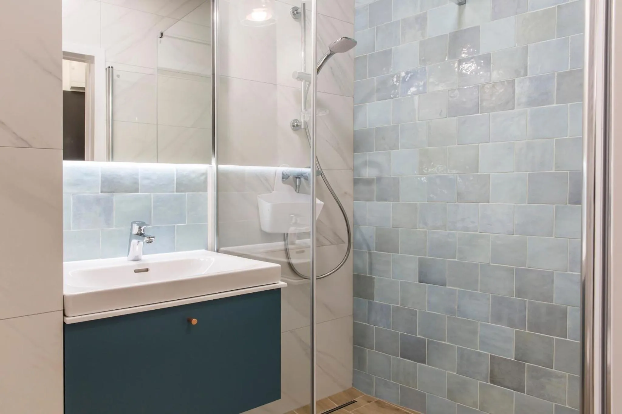 Shower in Piedmont House