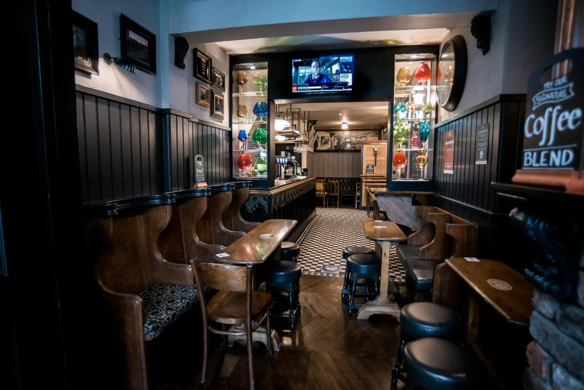 Lower Turks Head
