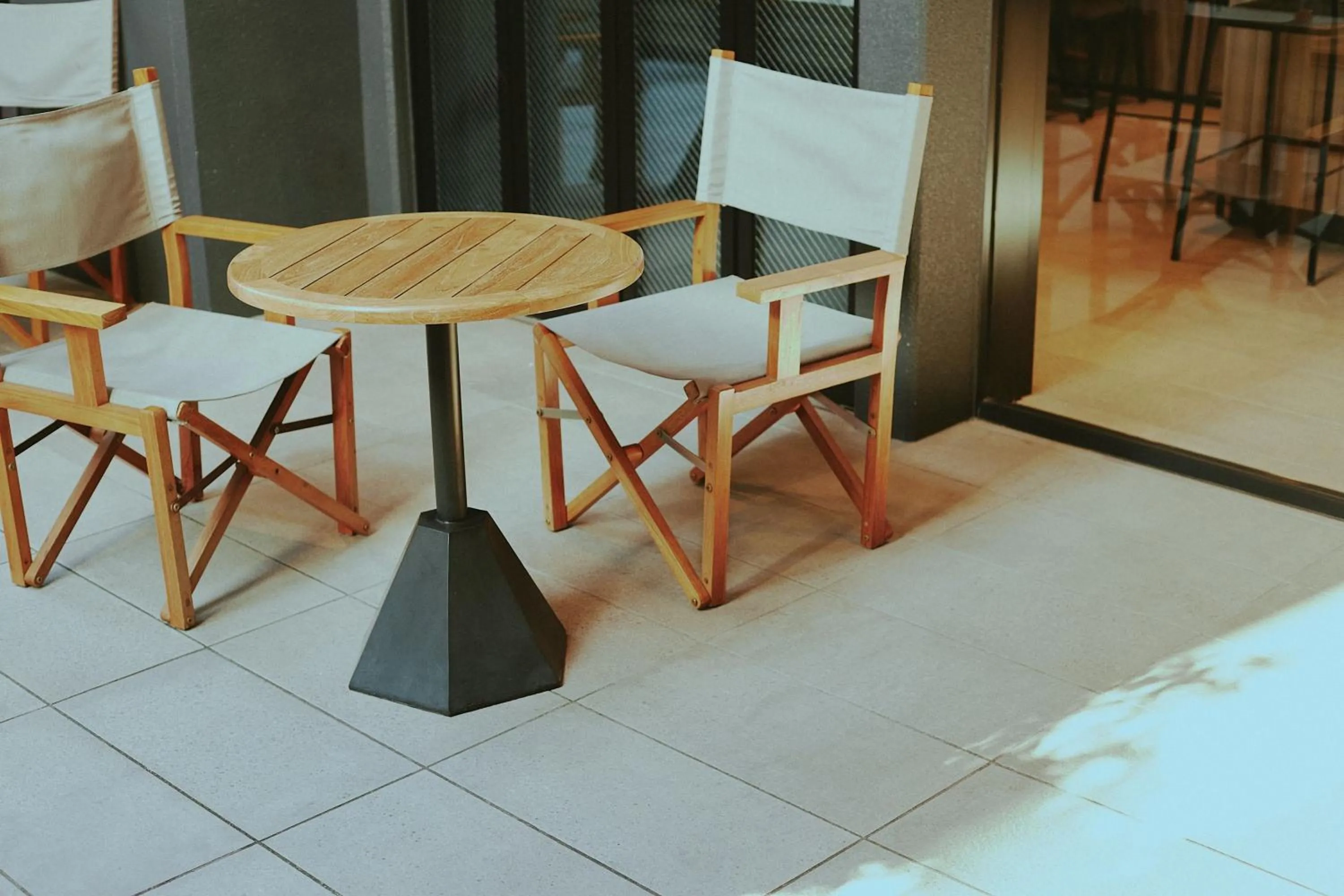 Restaurant/places to eat in fav ISE