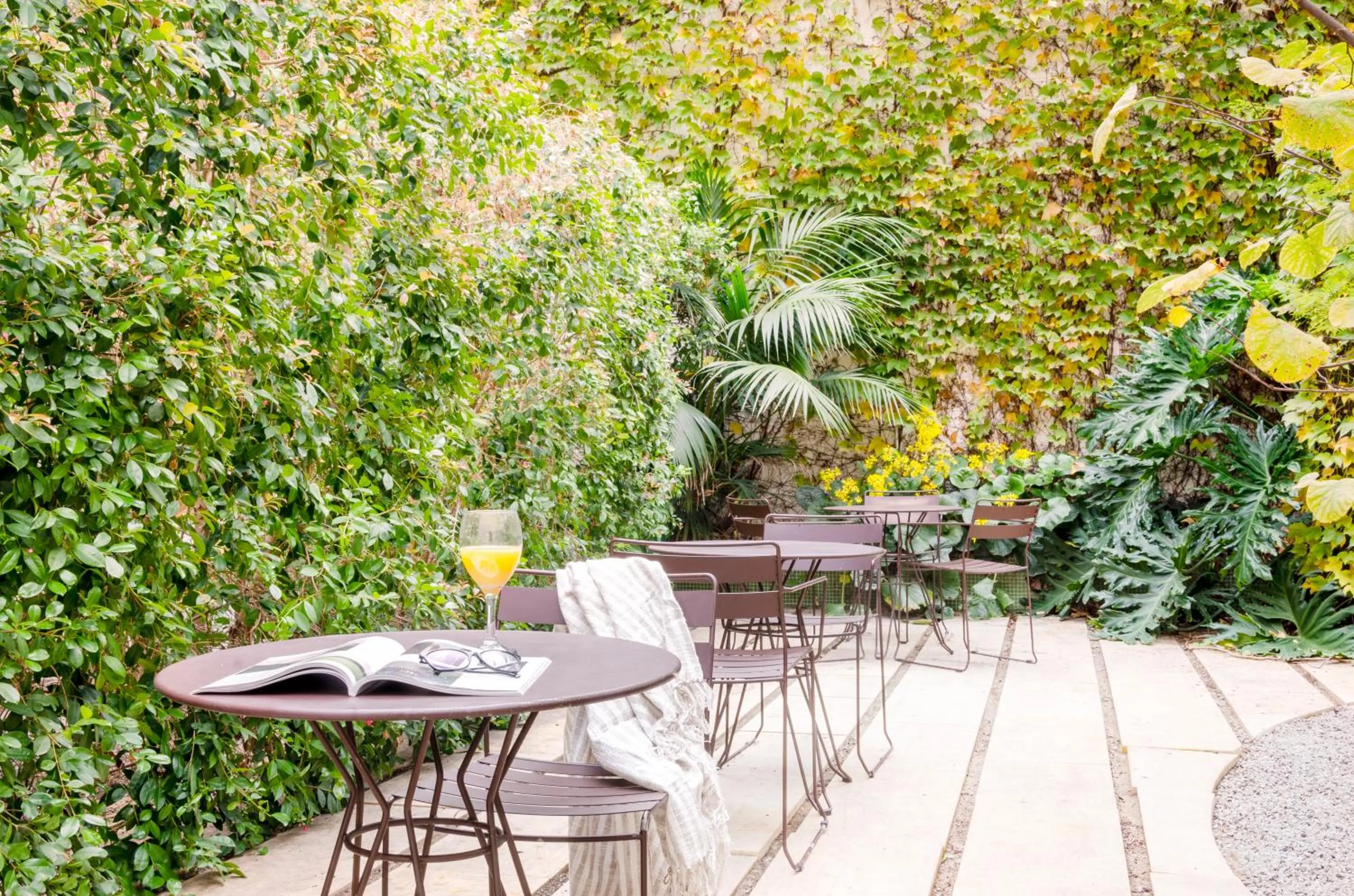 Swimming pool in Aspasios Garden Apartments