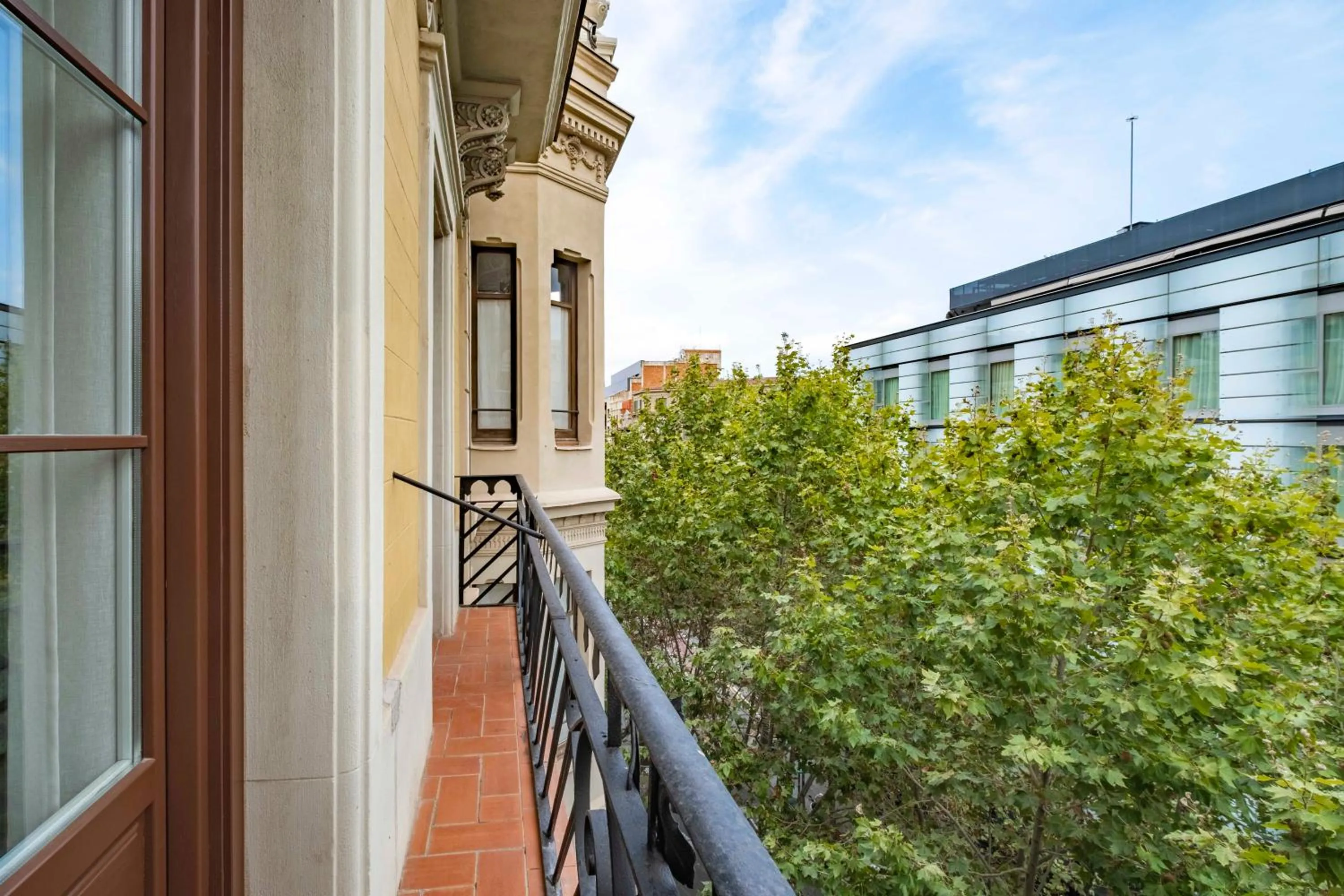 Balcony/Terrace in Aspasios Garden Apartments