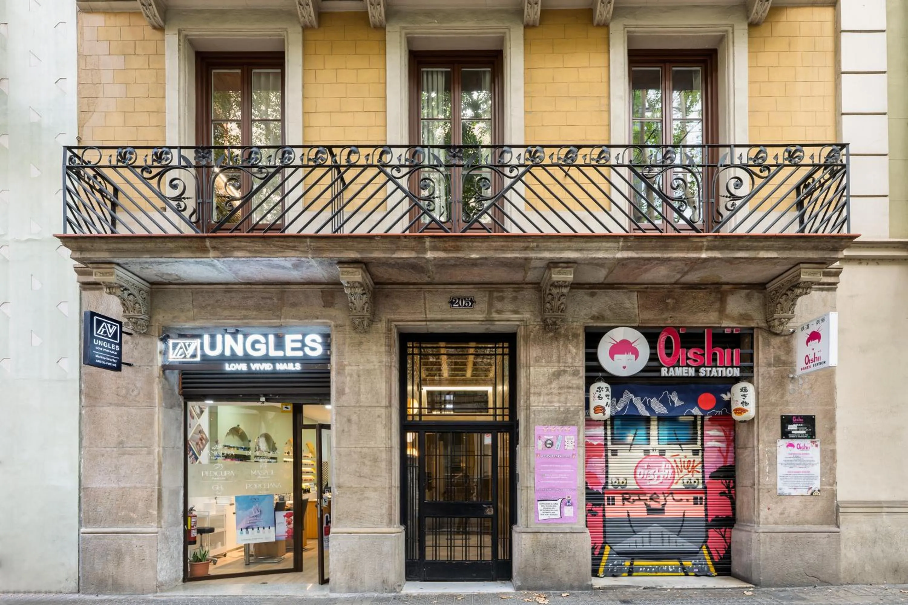 Facade/entrance in Aspasios Garden Apartments