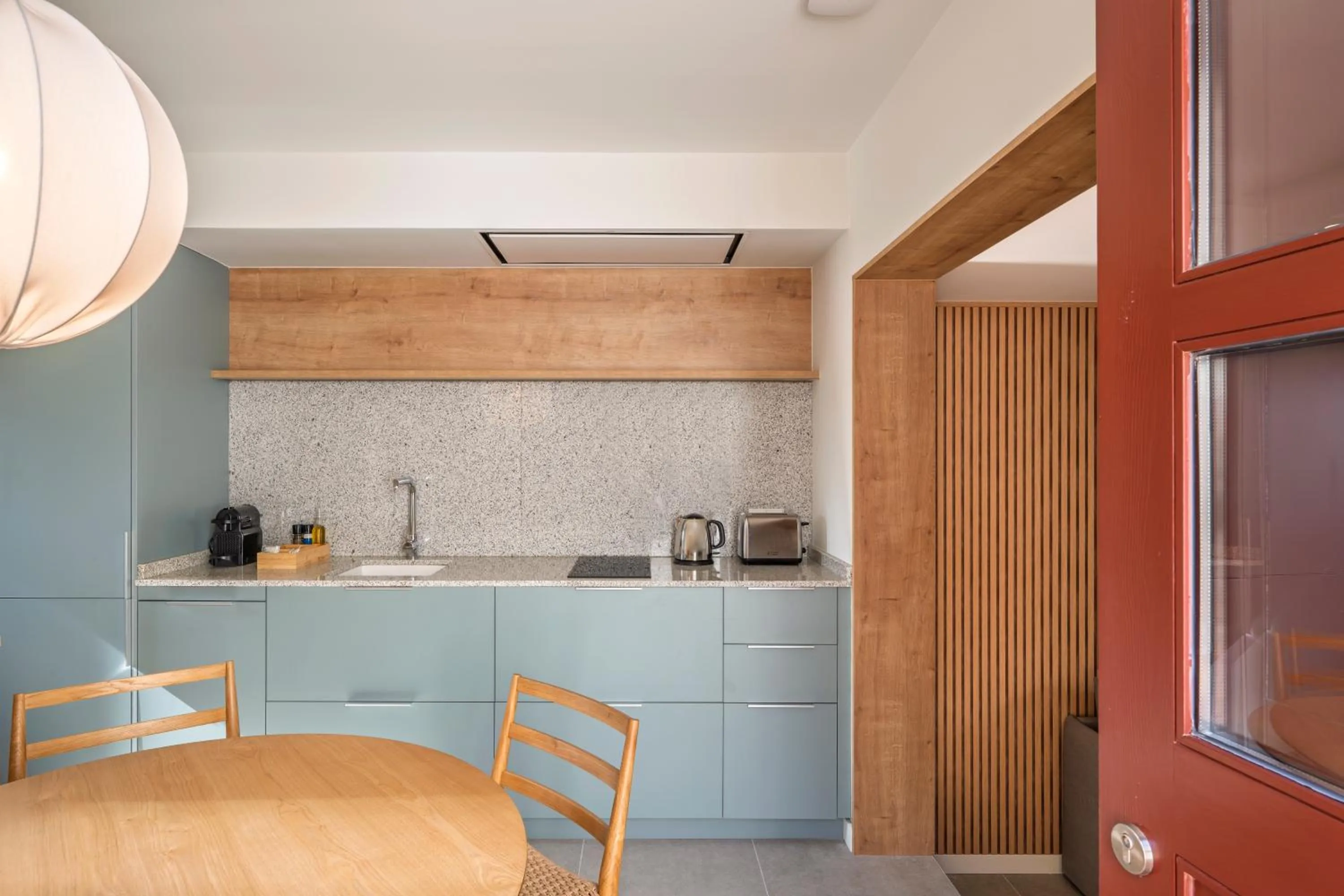 Kitchen or kitchenette in Aspasios Garden Apartments