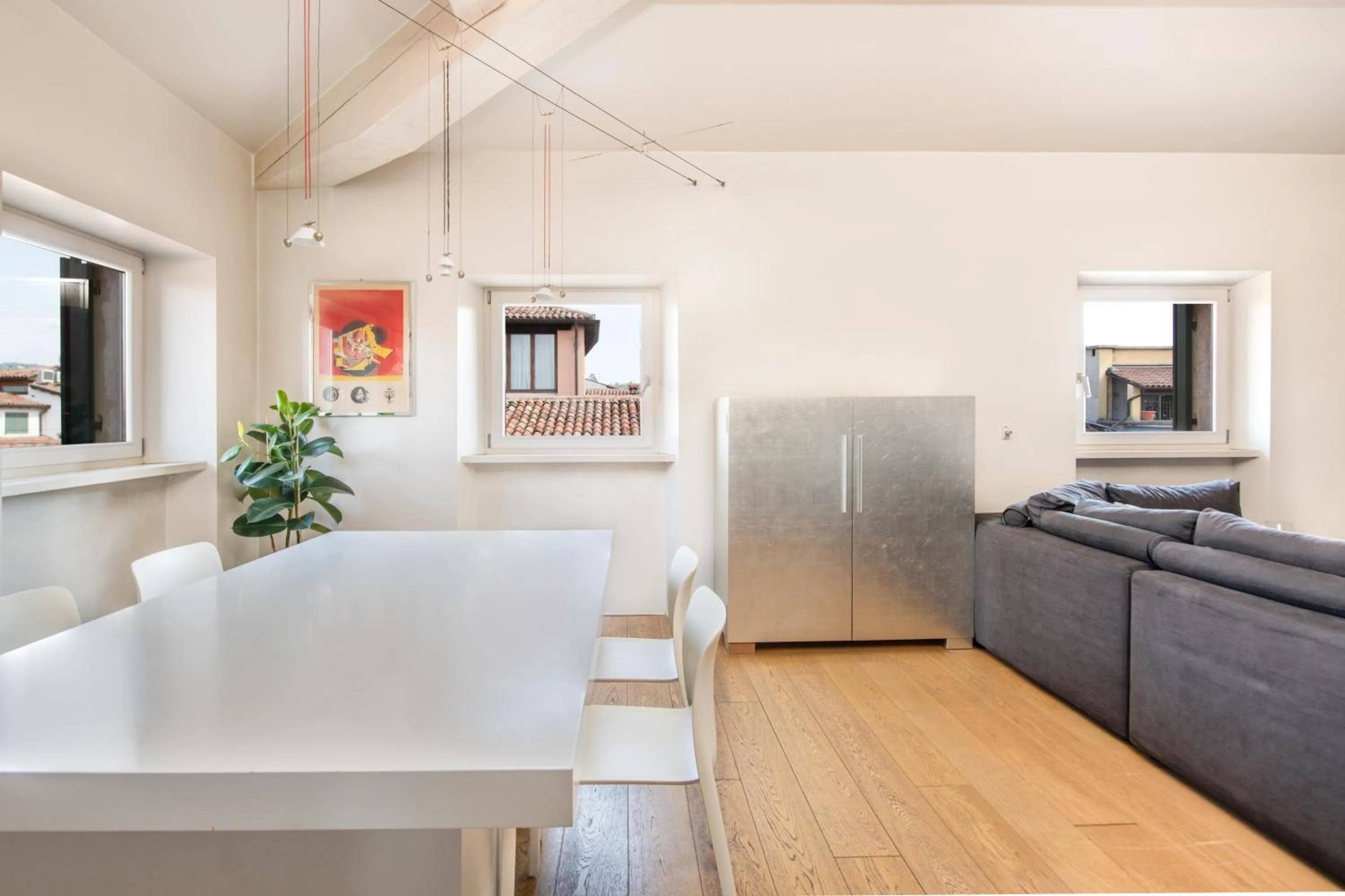 Dining area in Stunning top floor flat in the heart of Verona