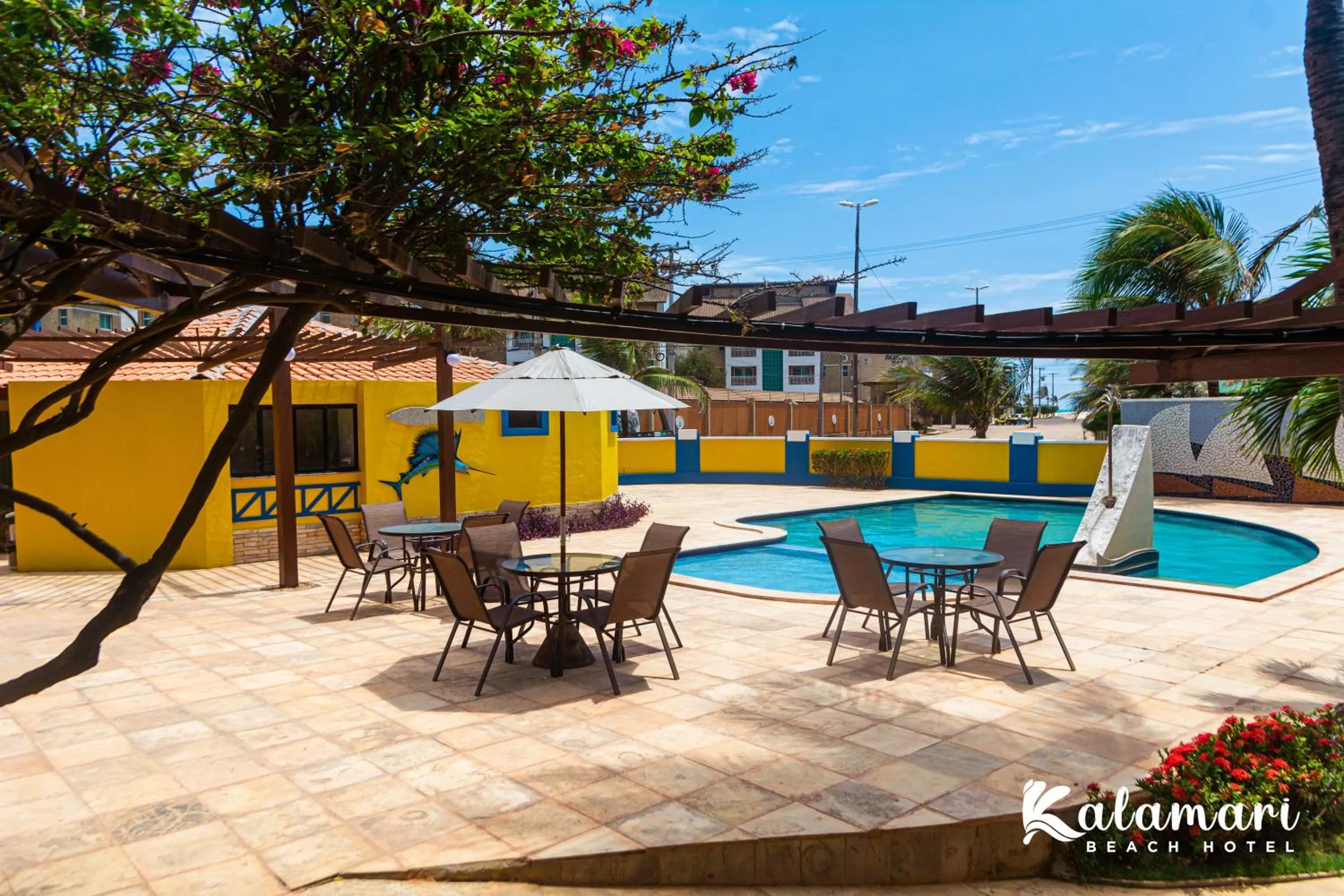 Kalamari Beach Hotel