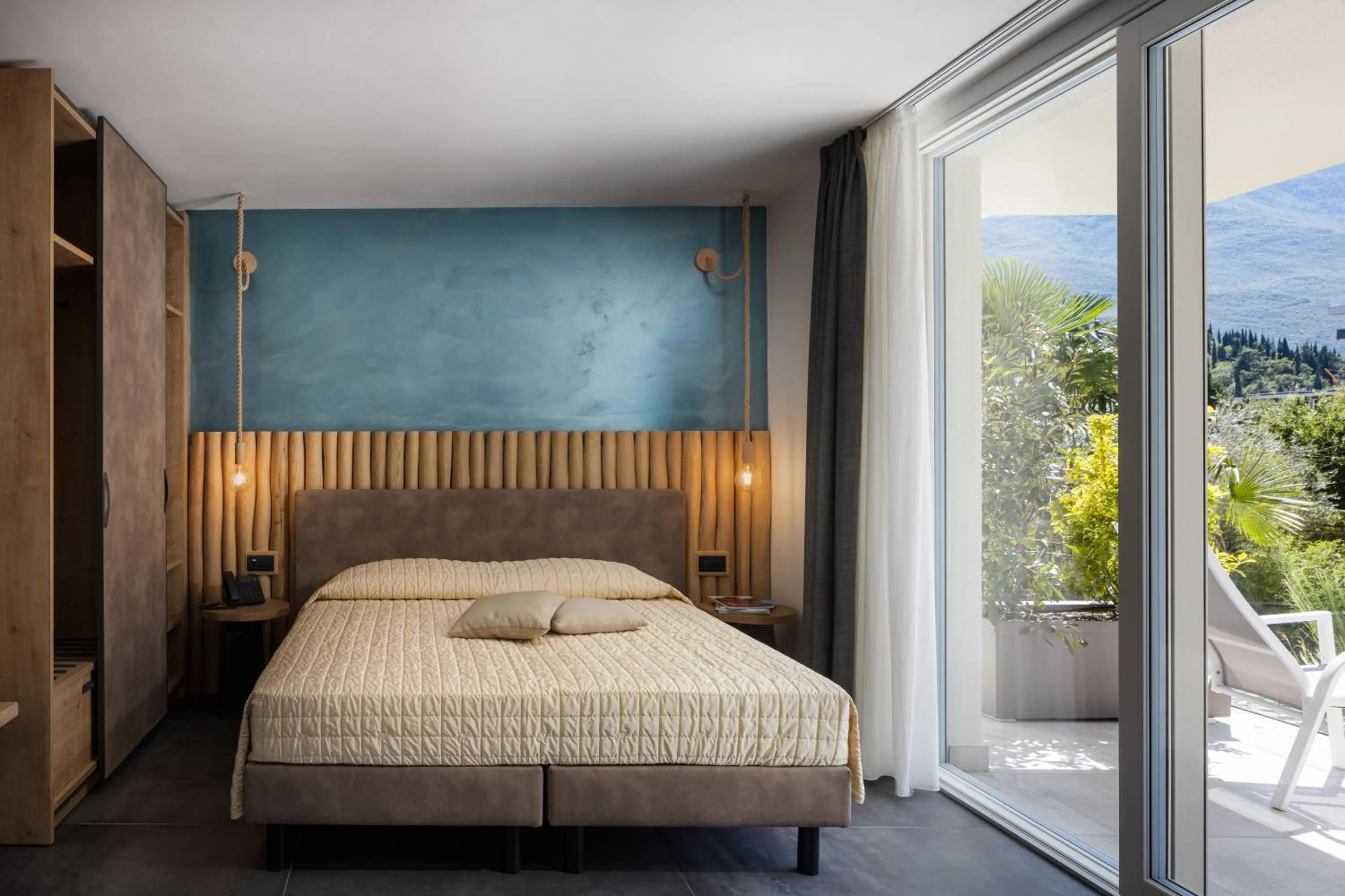 Bedroom, Bed in Aris Apartments & Sky Pool - Tonelli Hotels - Adult Friendly