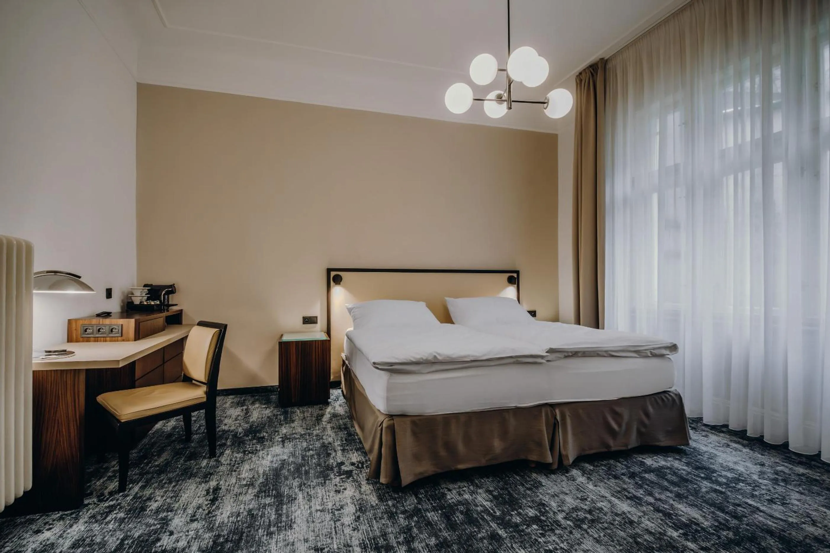 Bedroom, Bed in Esplanade Self Check-in Hotel