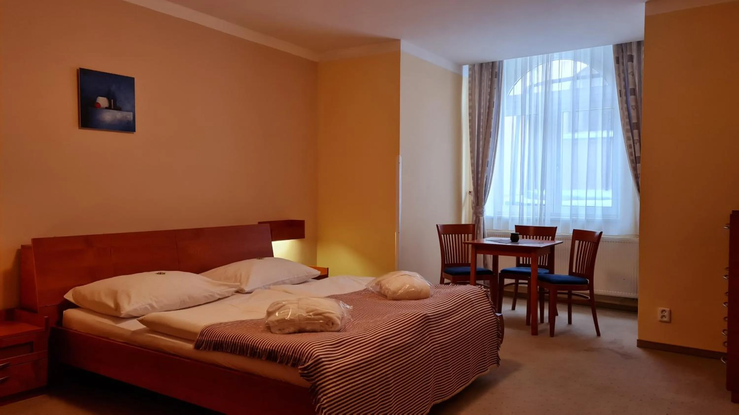 Bedroom, Bed in Hotel La Passionaria