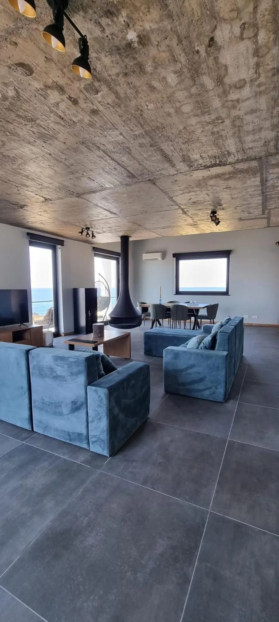 TV and multimedia in Villas do Mar