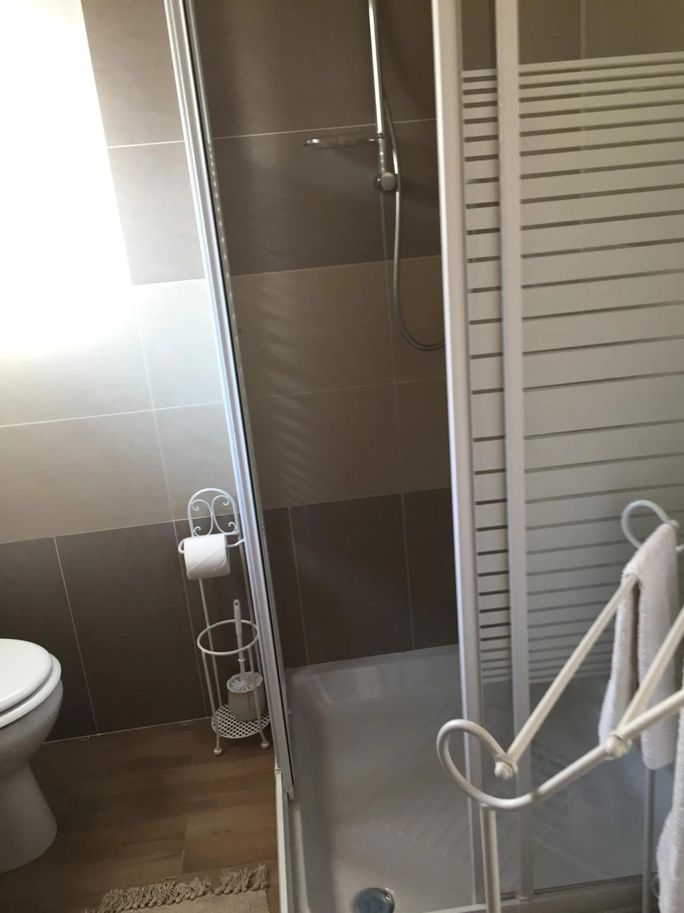 Bathroom in Aquila Di Mare