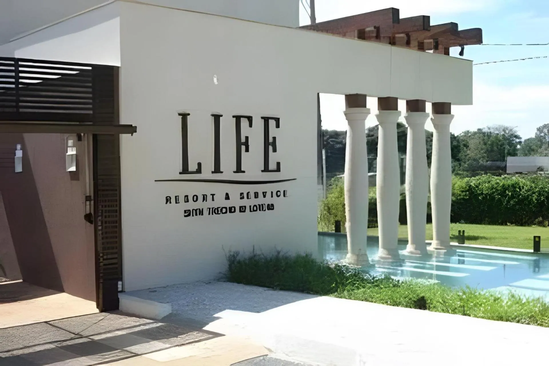 Facade/entrance in Life Resort beira lago próx a esplanada