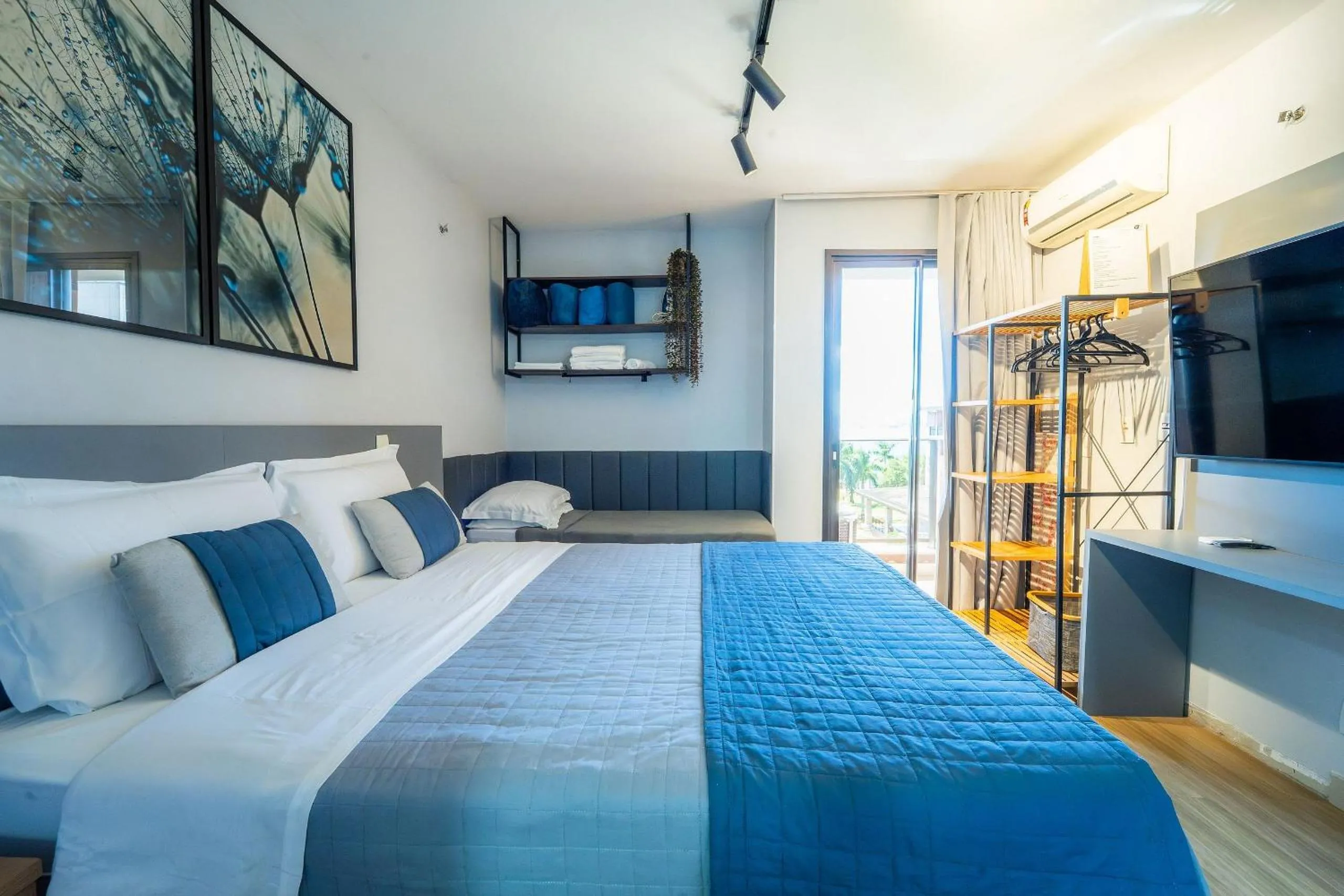 Bed in Life Resort beira lago próx a esplanada