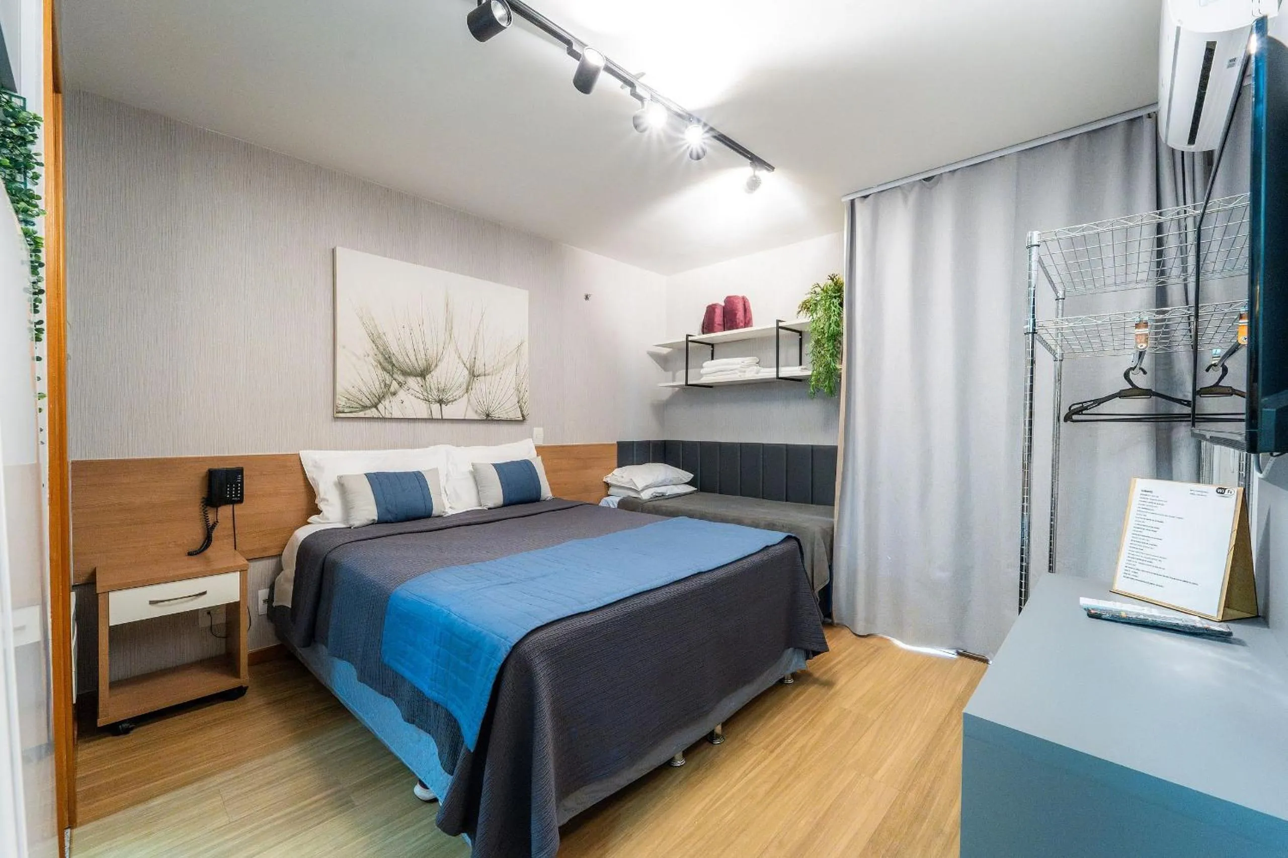 Bedroom, Bed in Life Resort beira lago próx a esplanada