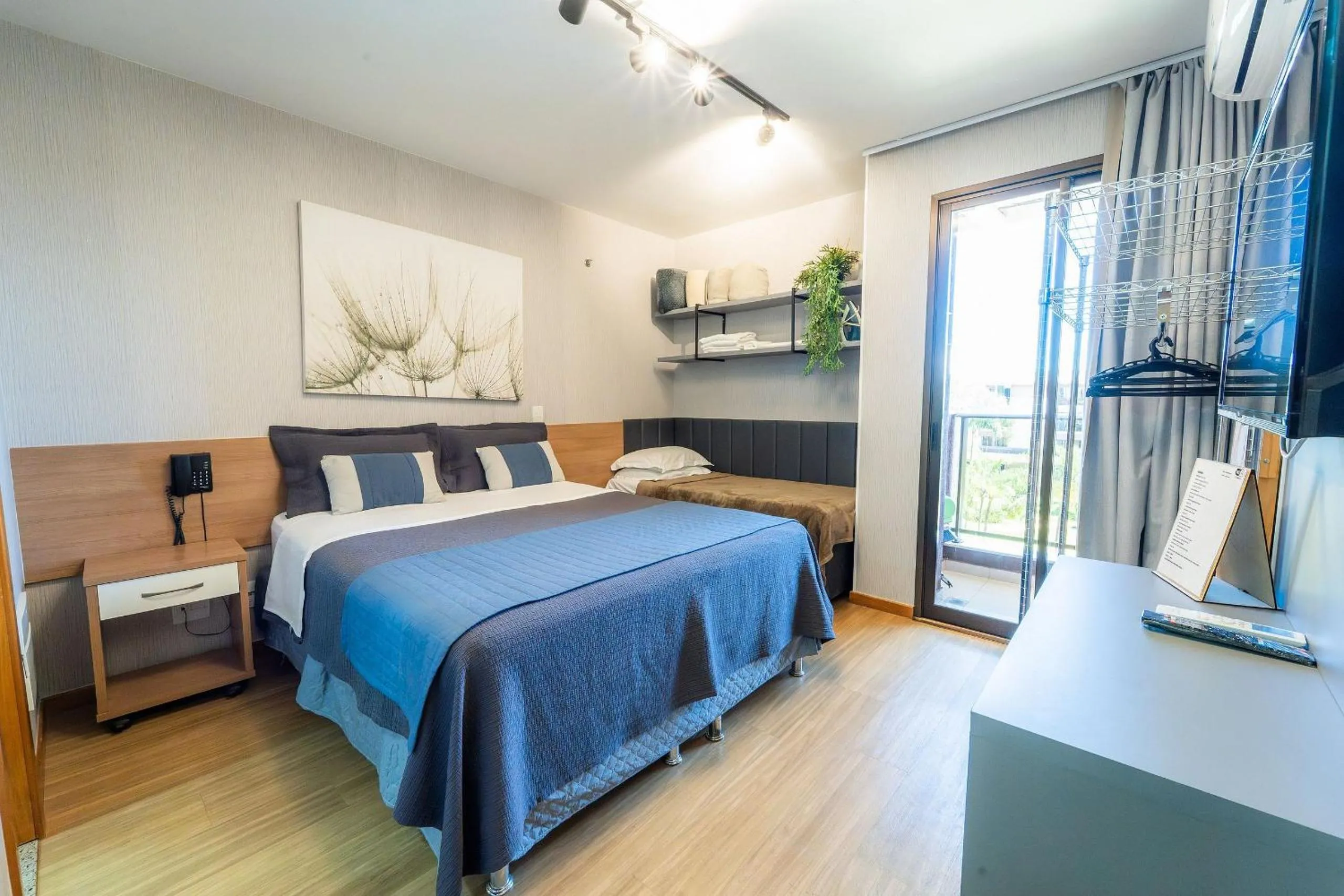 Bed in Life Resort beira lago próx a esplanada