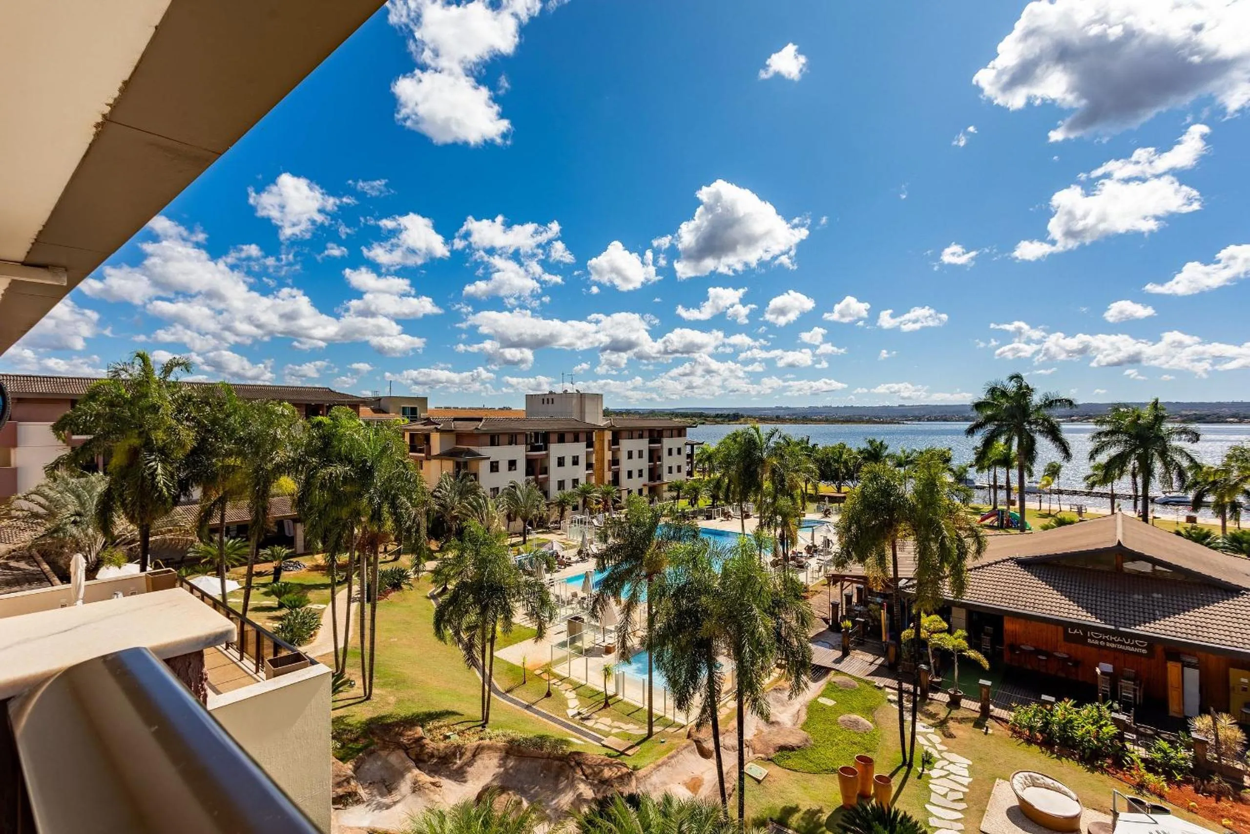 Lake view in Life Resort beira lago próx a esplanada