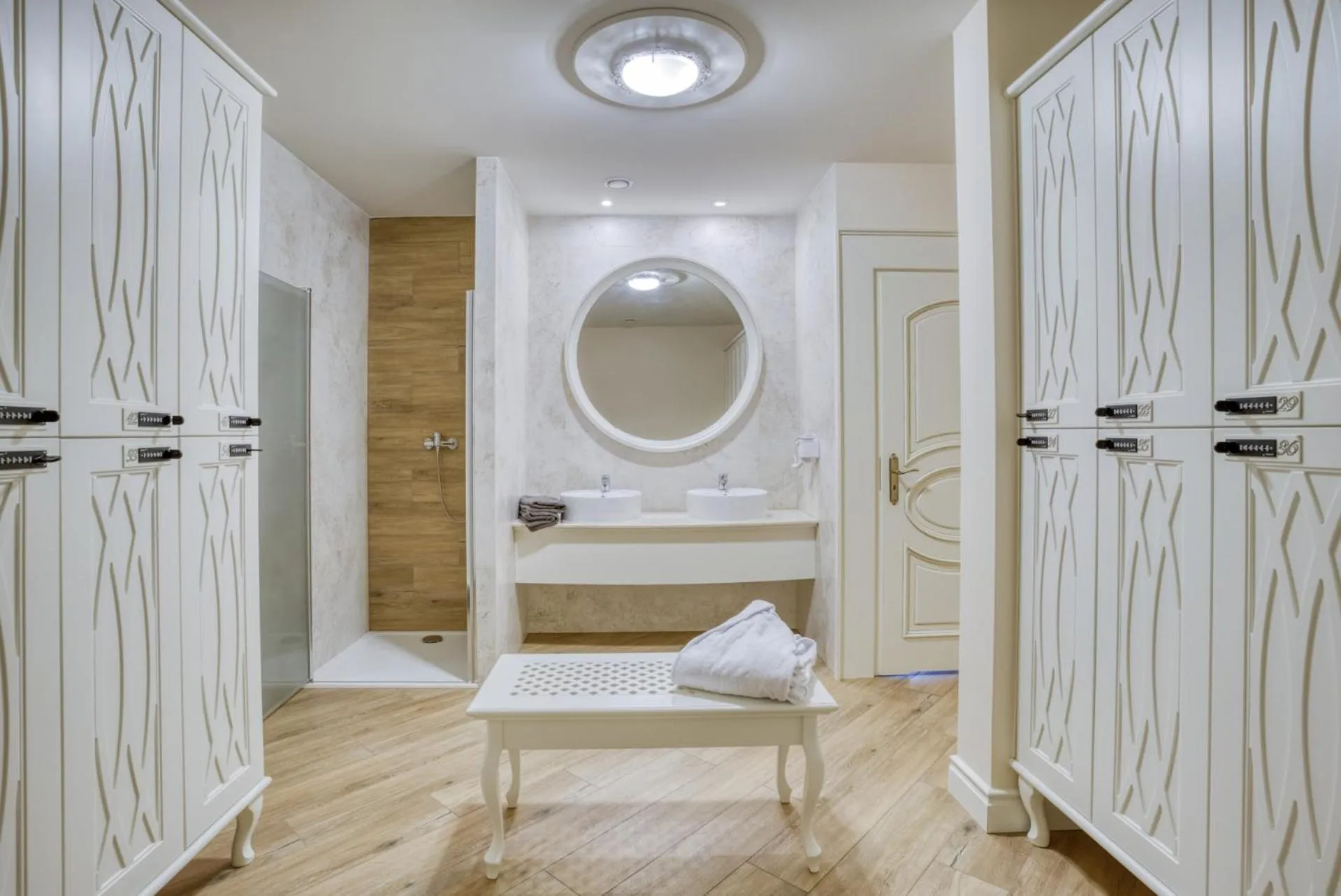 Swimming pool in Krupowka Mountain Resort SPA & Wellness - ZNIZKA FIRST MINUTE NA FERIE ZIMOWE!!!