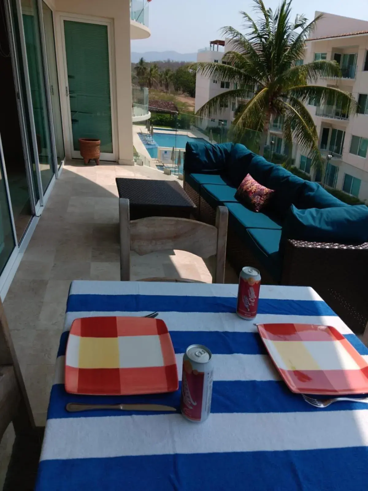 Perfectly located spacious apartment with 2 balconies Perfectly located spacious apartment with 2 balconies