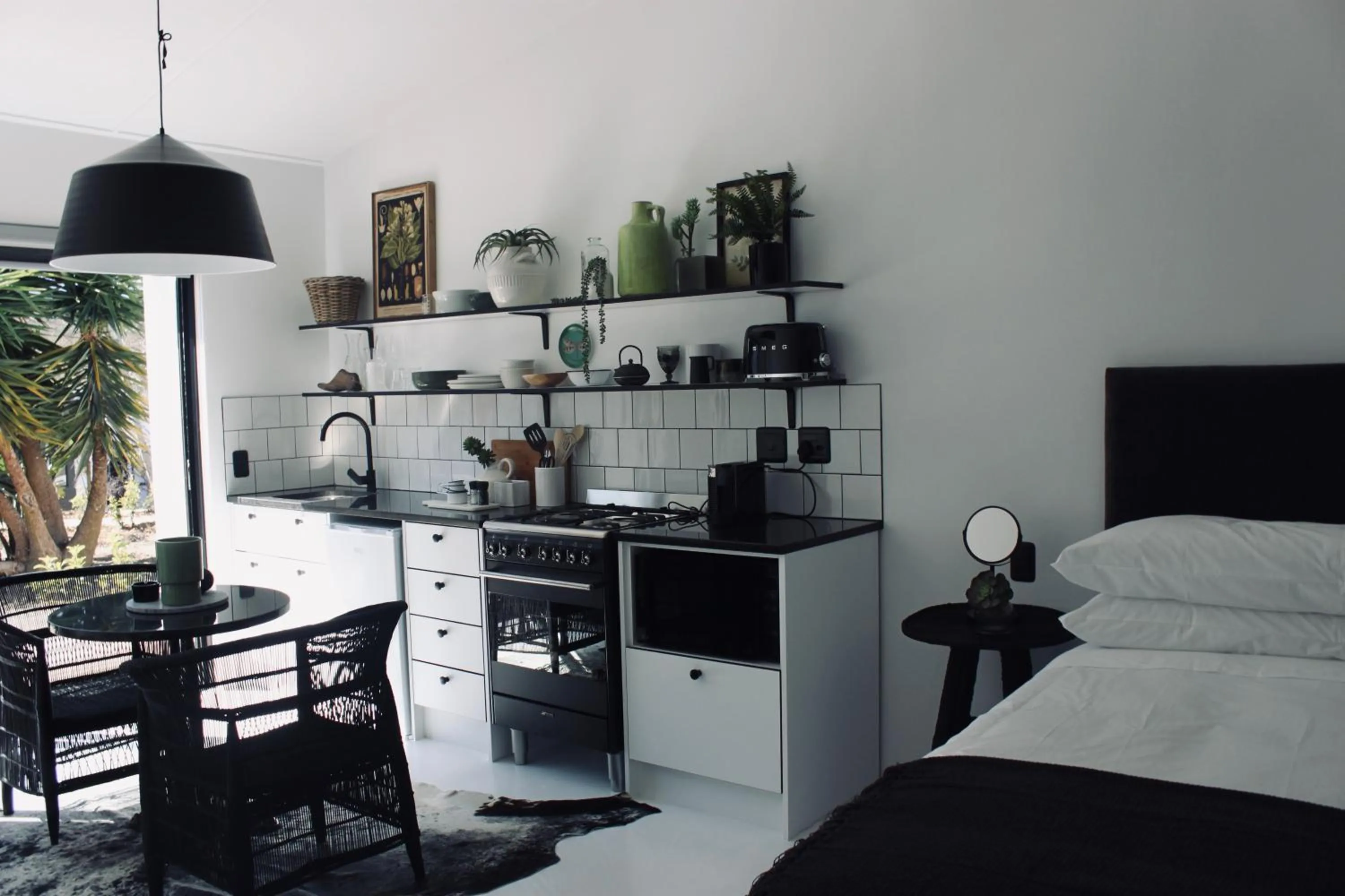 Kitchen or kitchenette, Bed in Brenaissance Wine & Stud Estate