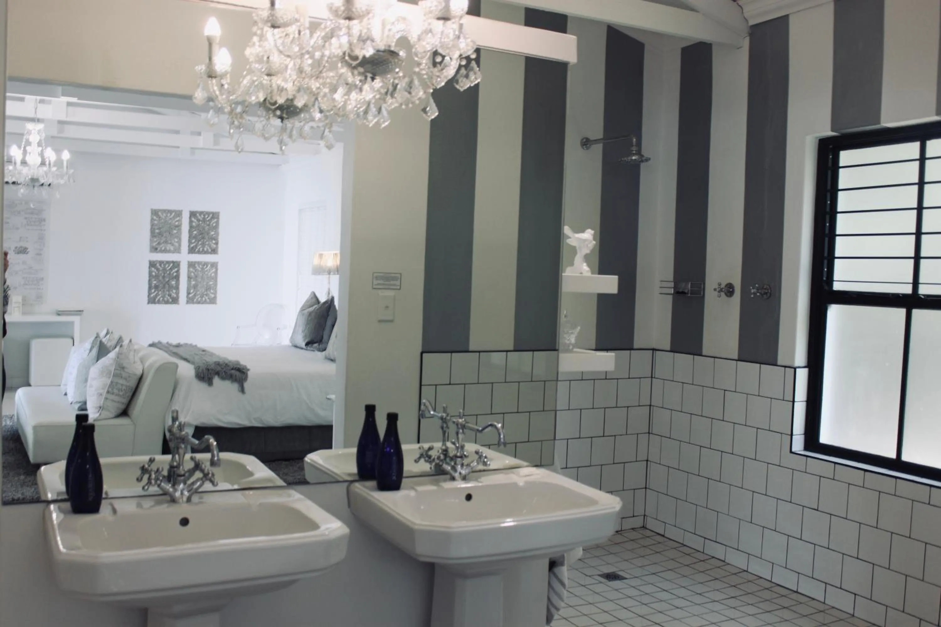 Shower in Brenaissance Wine & Stud Estate