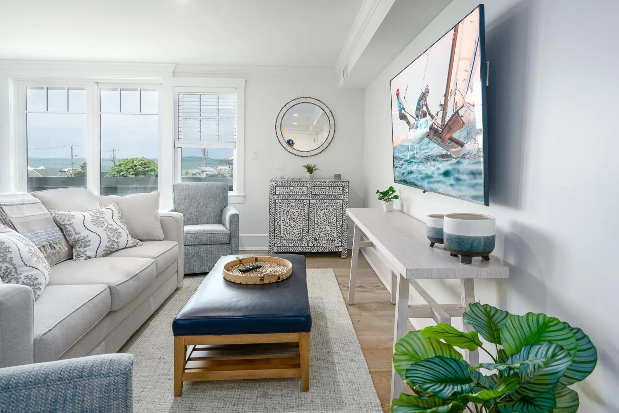 Living room in Thomas Sea Suites at Harbourtown