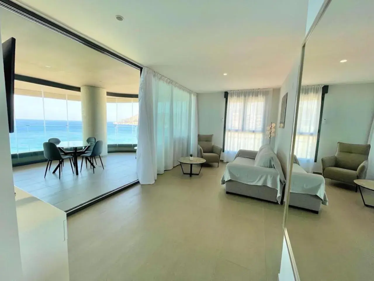 Flat Infinium 15th Floor Flat Infinium 15th Floor