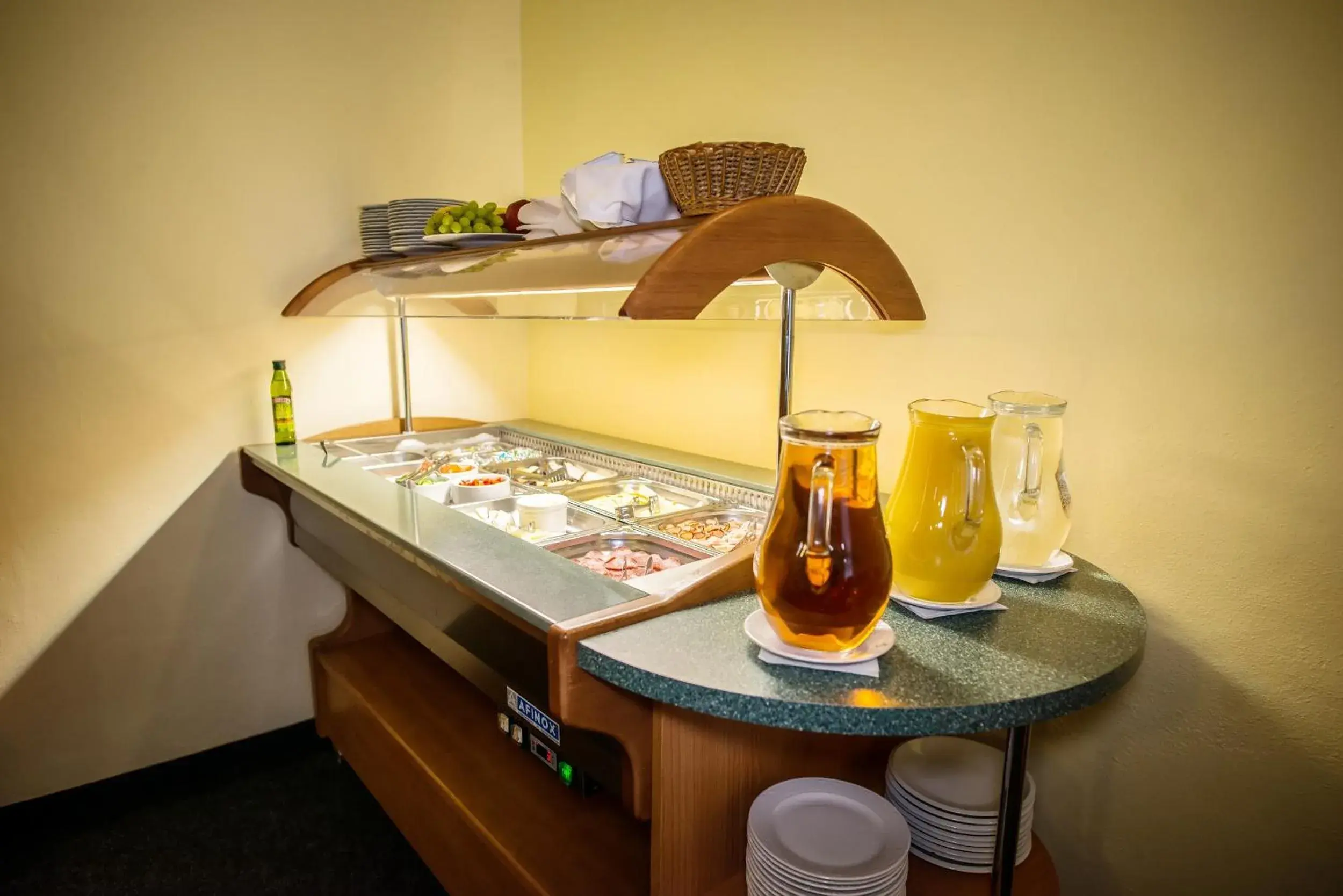 Restaurant/places to eat in Hotel City Bell Restaurant/places to eat in Hotel City Bell