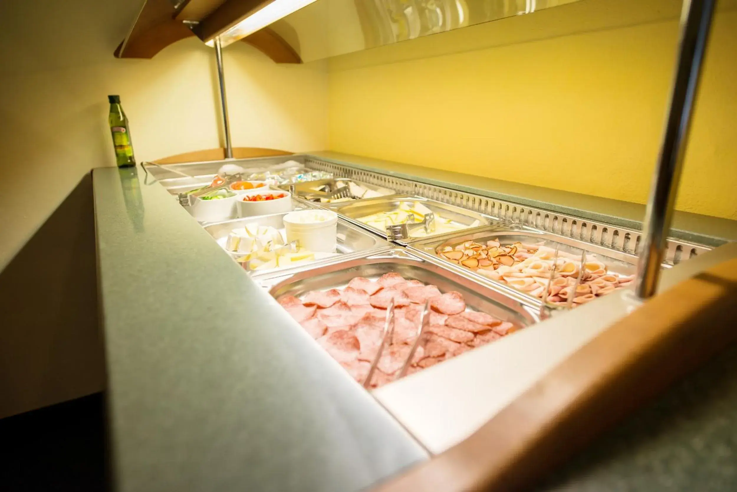 Restaurant/places to eat in Hotel City Bell Restaurant/places to eat in Hotel City Bell