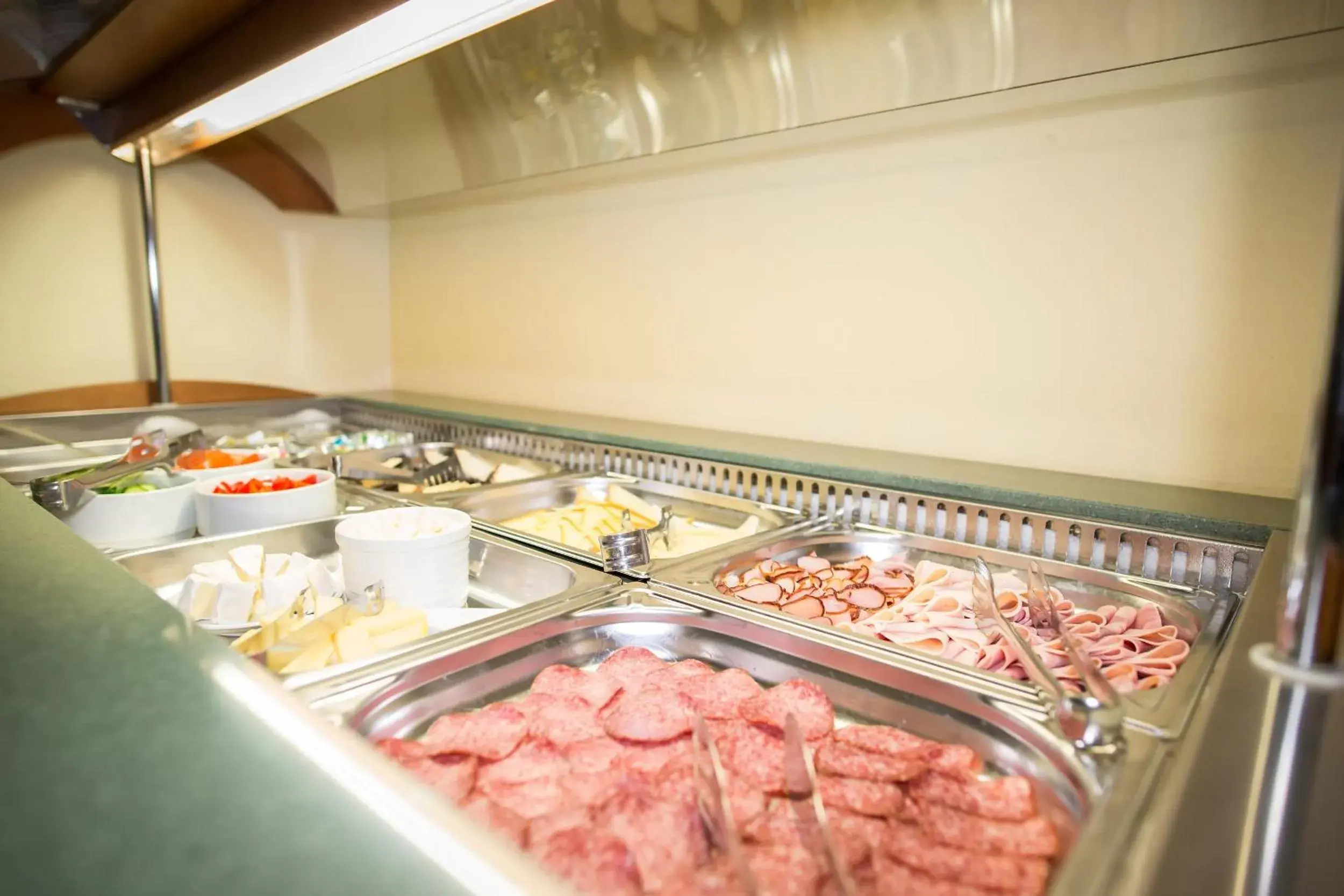 Restaurant/places to eat in Hotel City Bell Restaurant/places to eat in Hotel City Bell