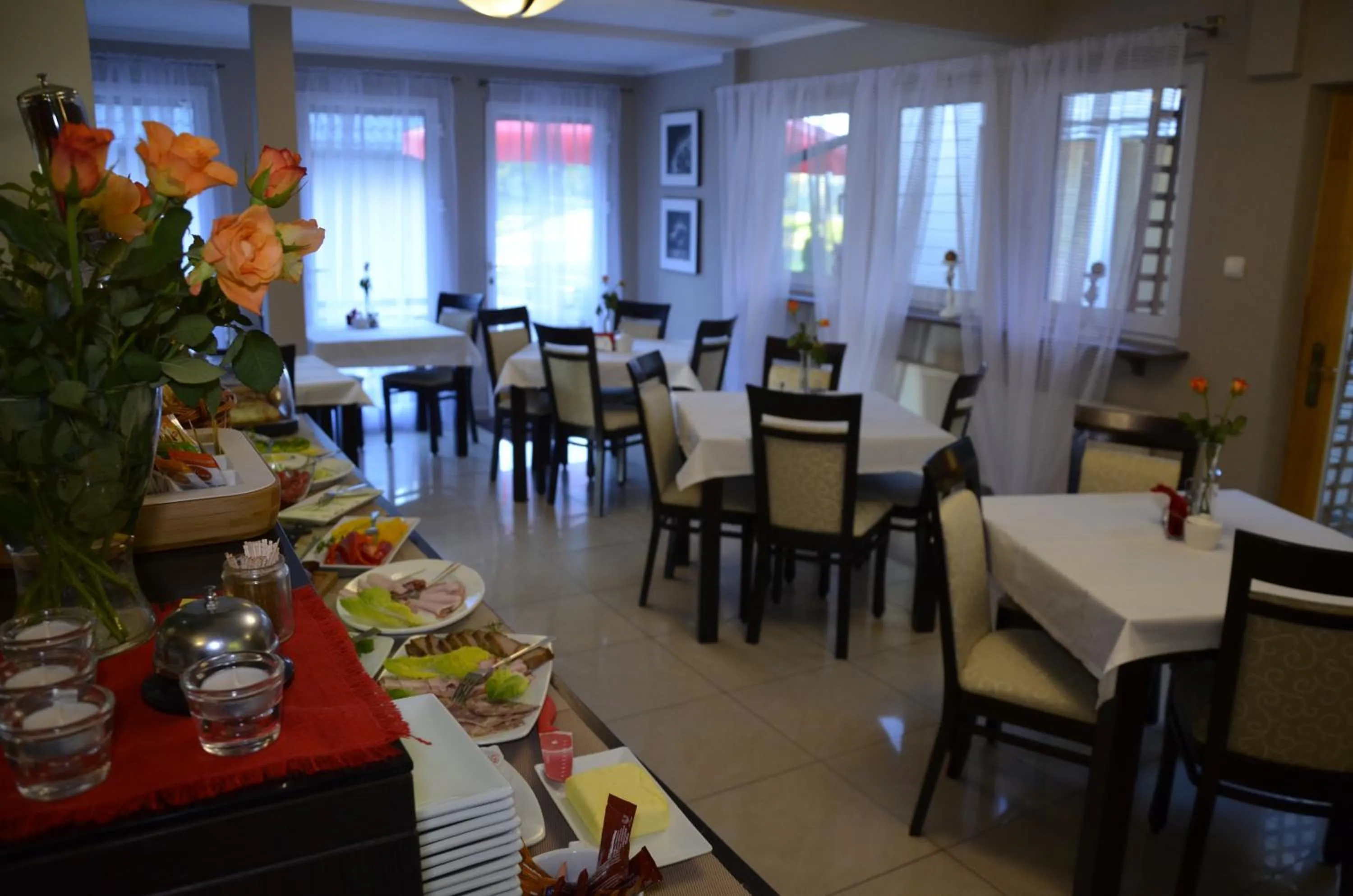 Restaurant/places to eat in Pensjonat Orle