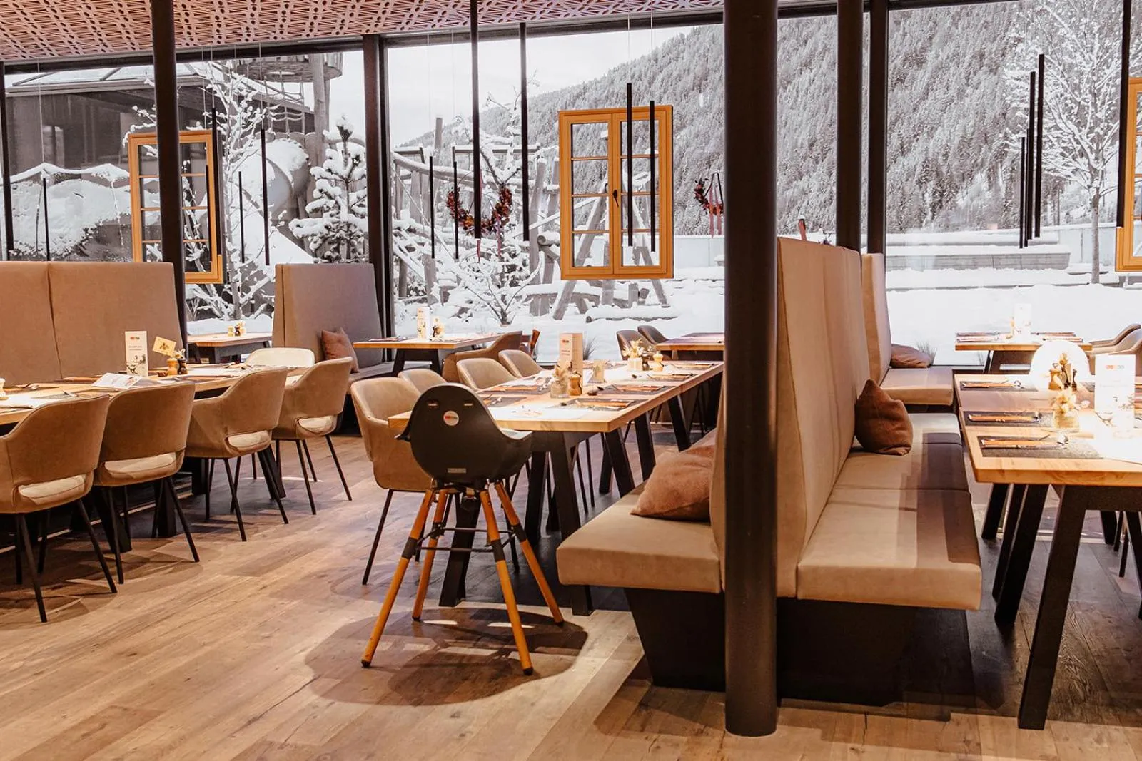 Restaurant/places to eat in Familienhotel Huber