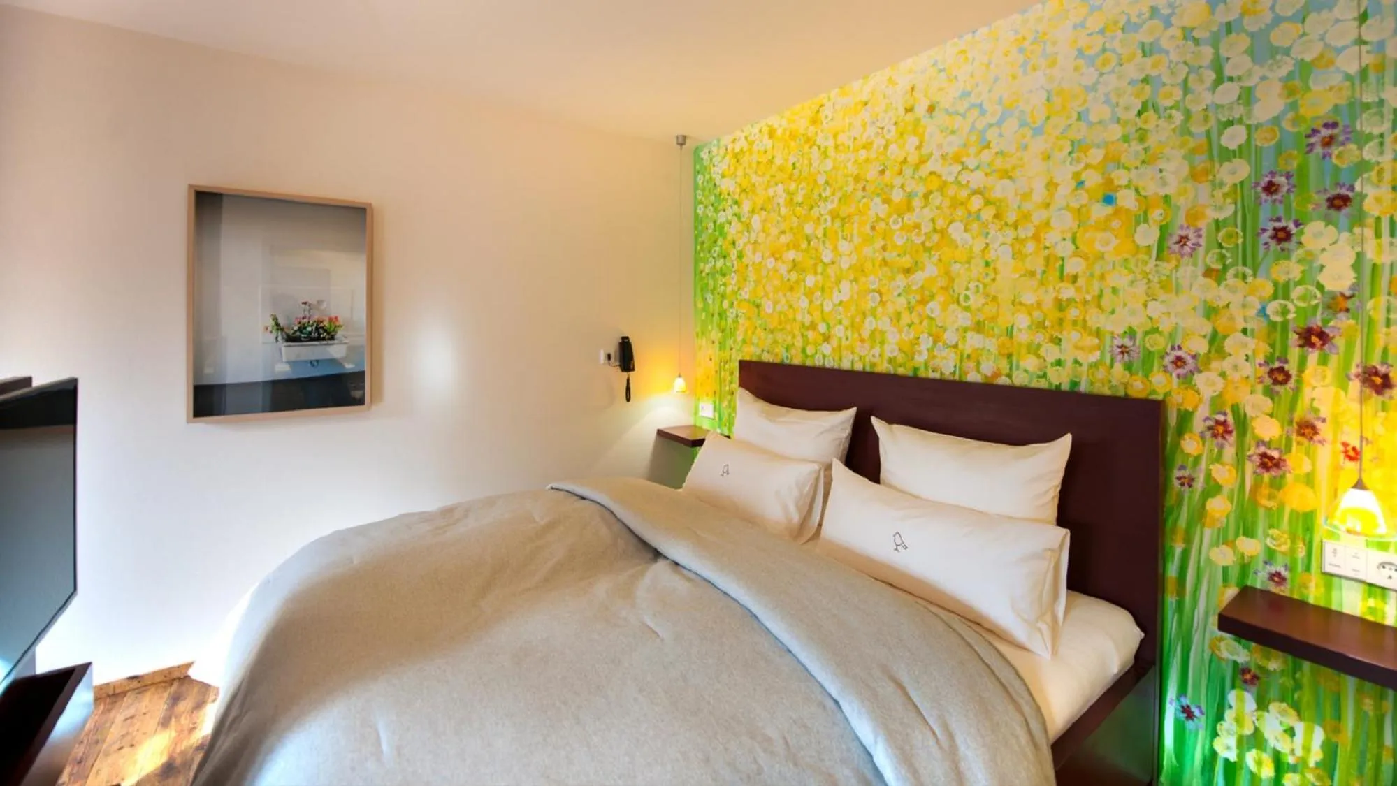 Photo of the whole room, Bed in Romantik Hotel Meisenheimer Hof