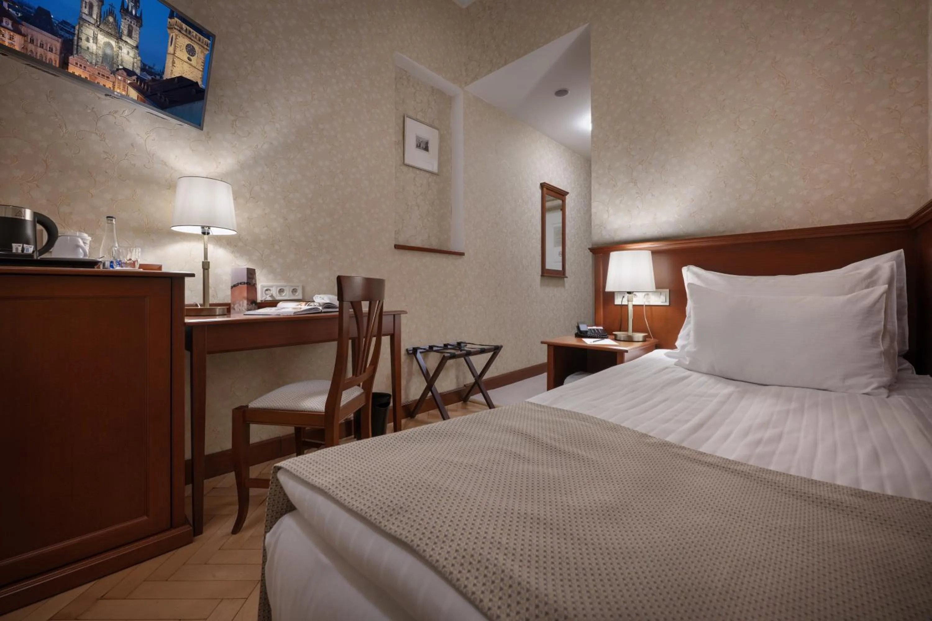 Bedroom, Bed in Hotel Rott