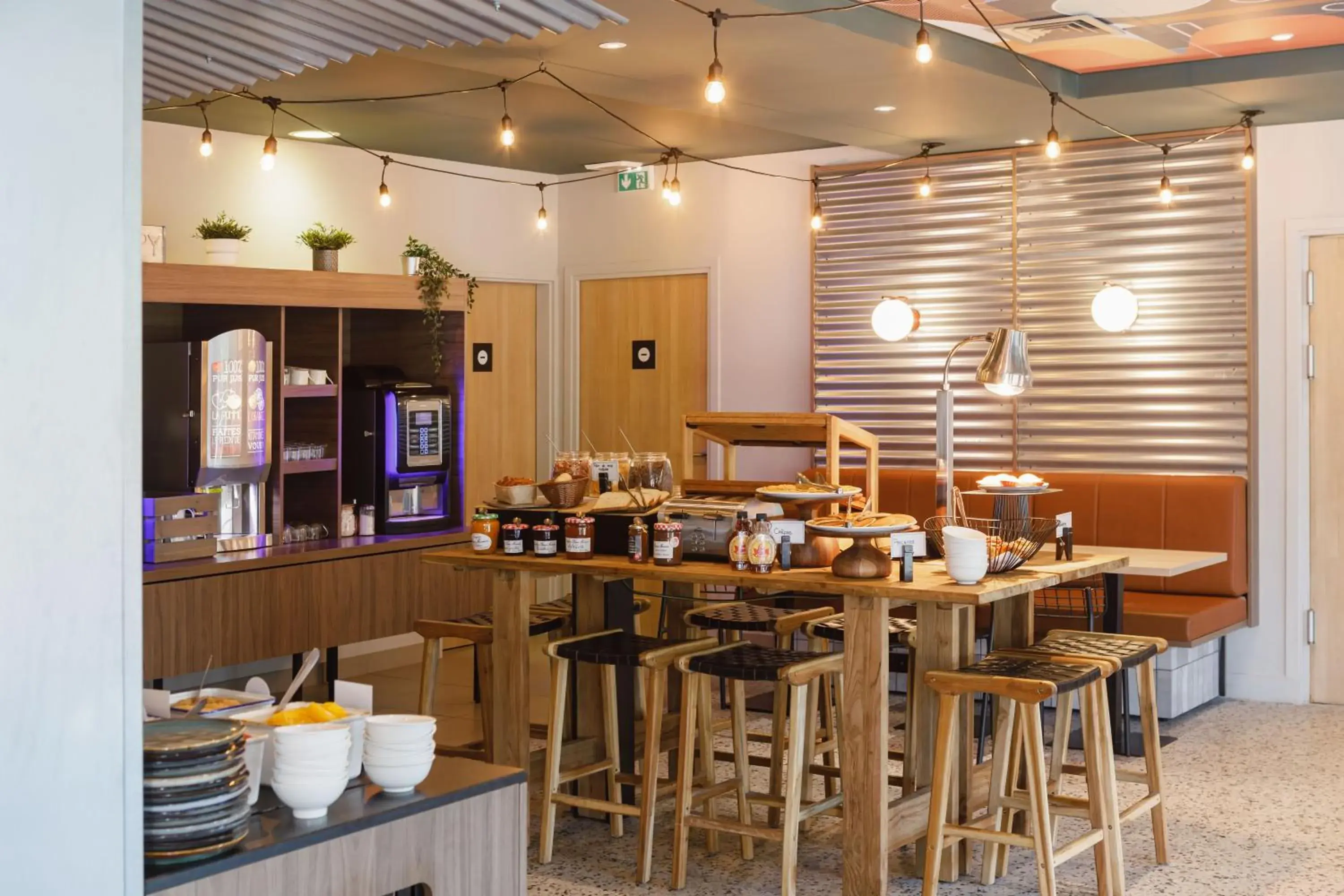 Breakfast in ibis Lyon Est Meyzieu Breakfast in ibis Lyon Est Meyzieu