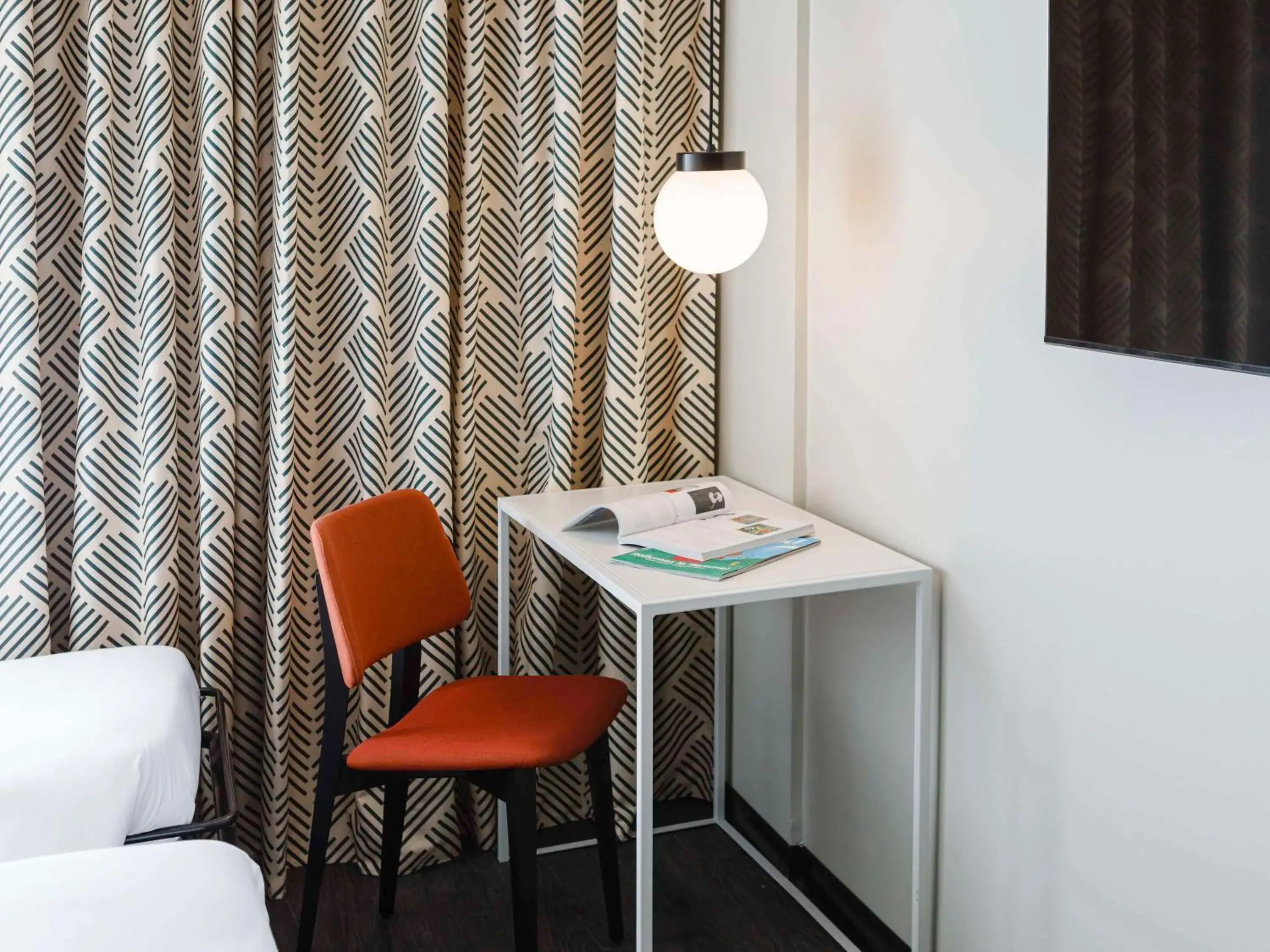 Bedroom in ibis Lyon Est Meyzieu Bedroom in ibis Lyon Est Meyzieu