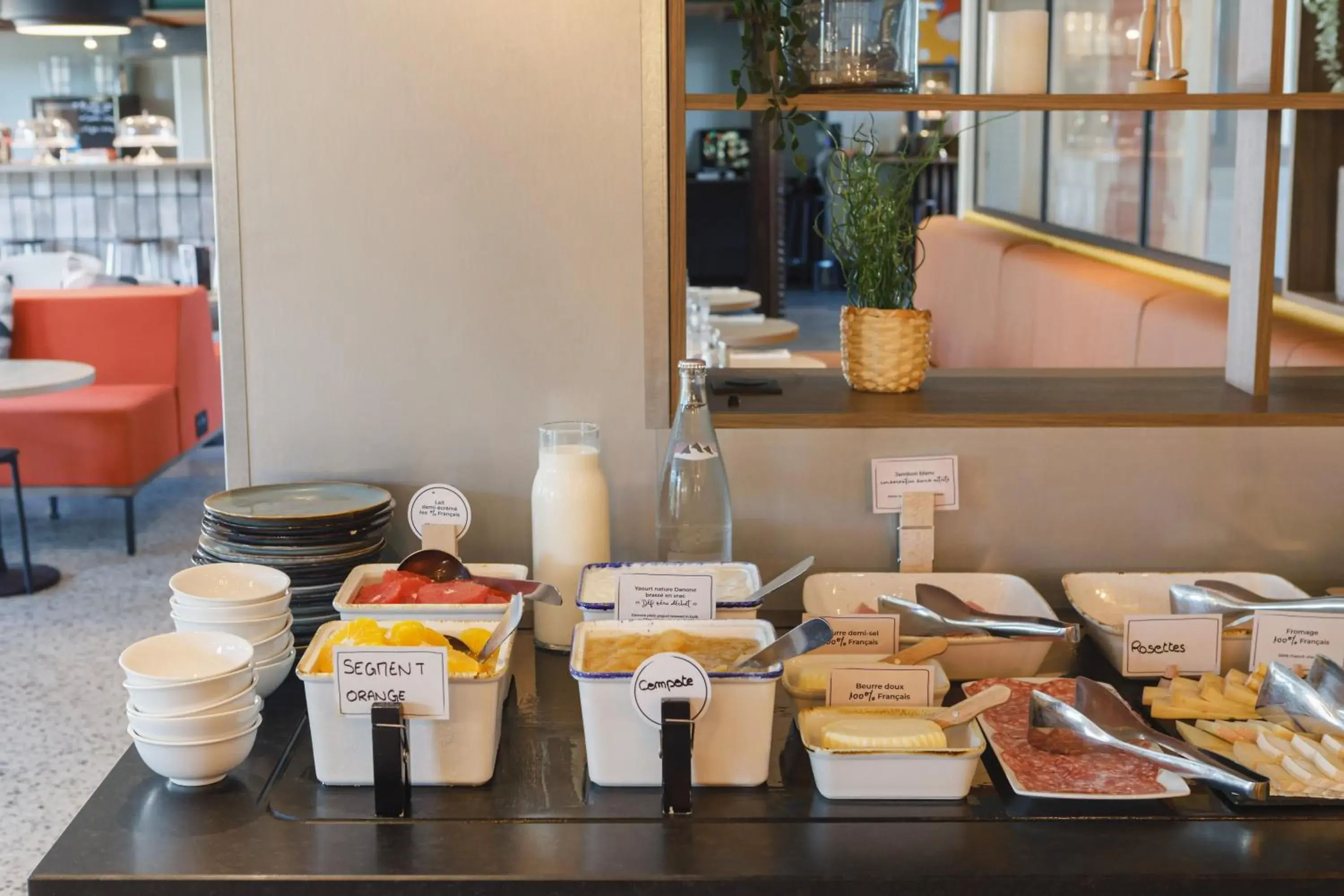 Breakfast in ibis Lyon Est Meyzieu Breakfast in ibis Lyon Est Meyzieu