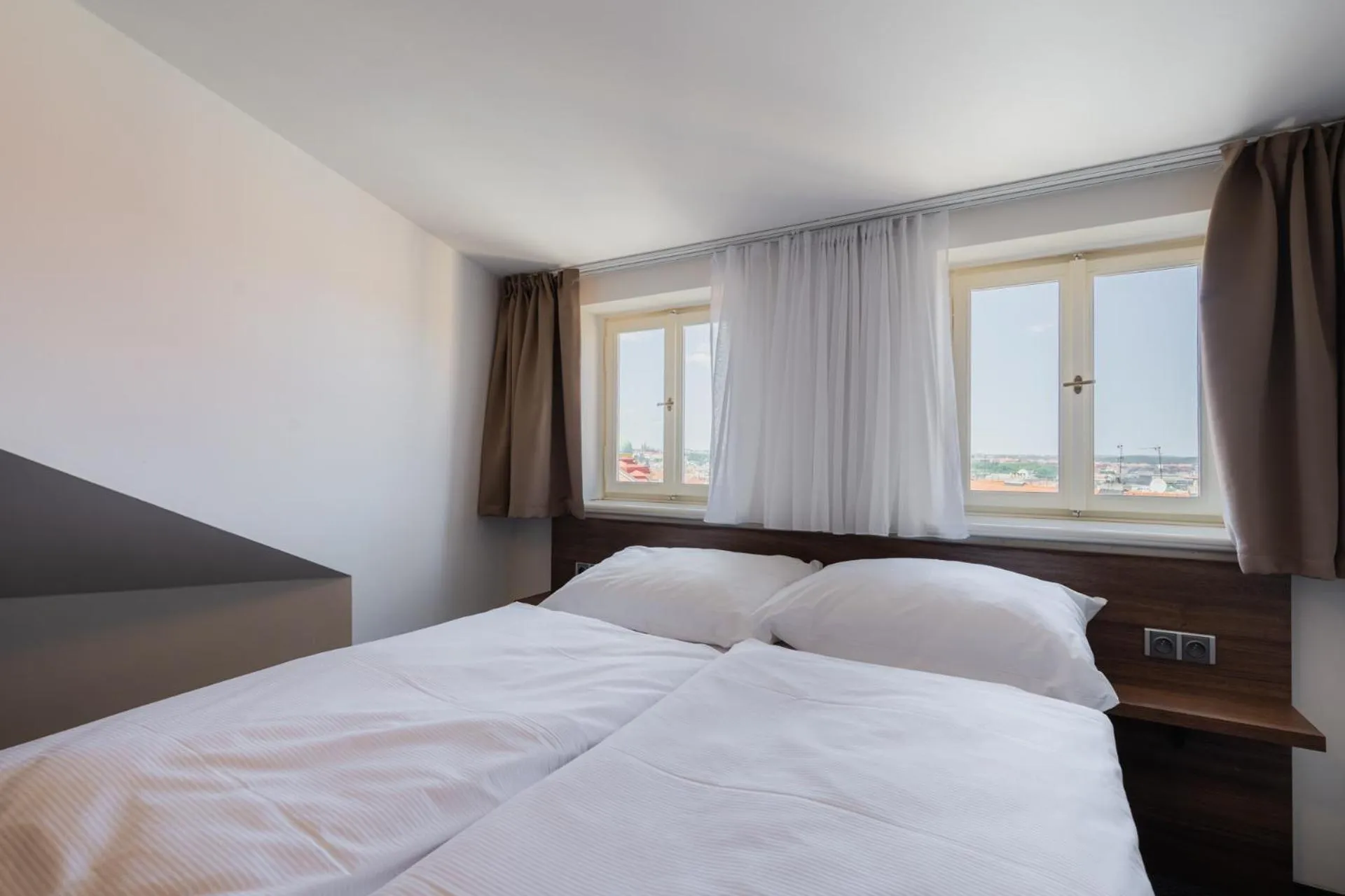 View (from property/room), Bed in EA Hotel Victoria