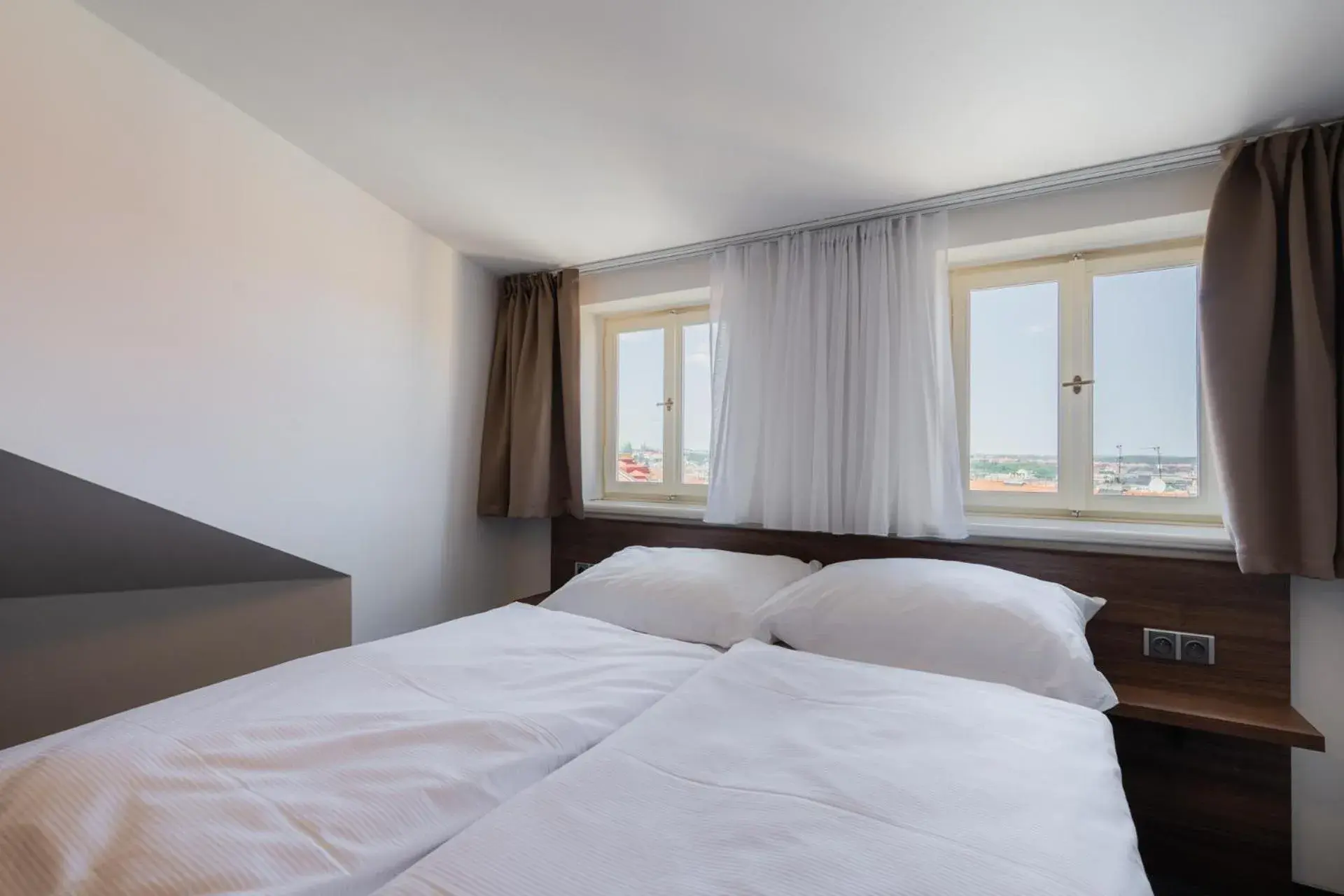 View (from property/room), Bed in EA Hotel Victoria View (from property/room), Bed in EA Hotel Victoria