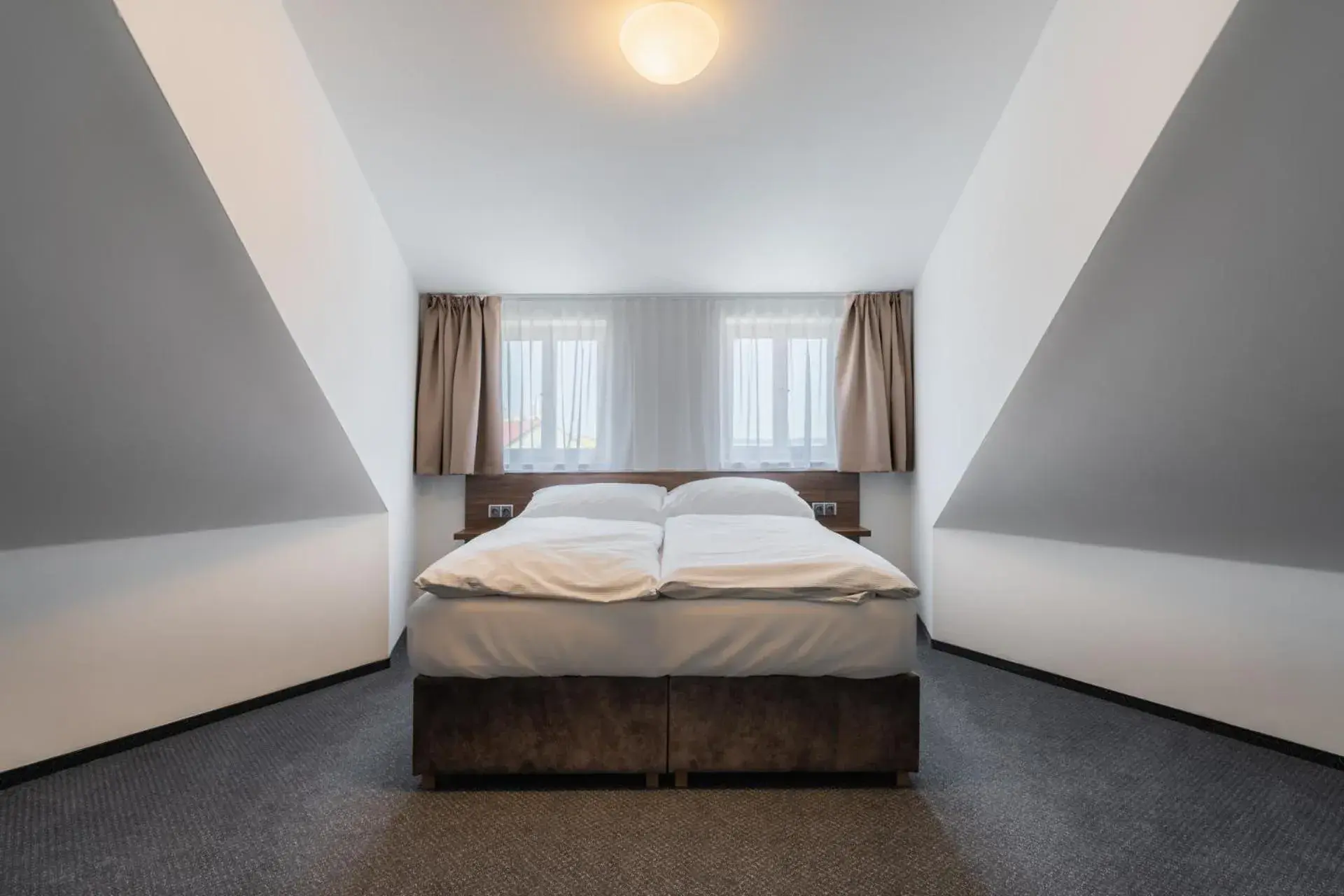 View (from property/room), Bed in EA Hotel Victoria View (from property/room), Bed in EA Hotel Victoria