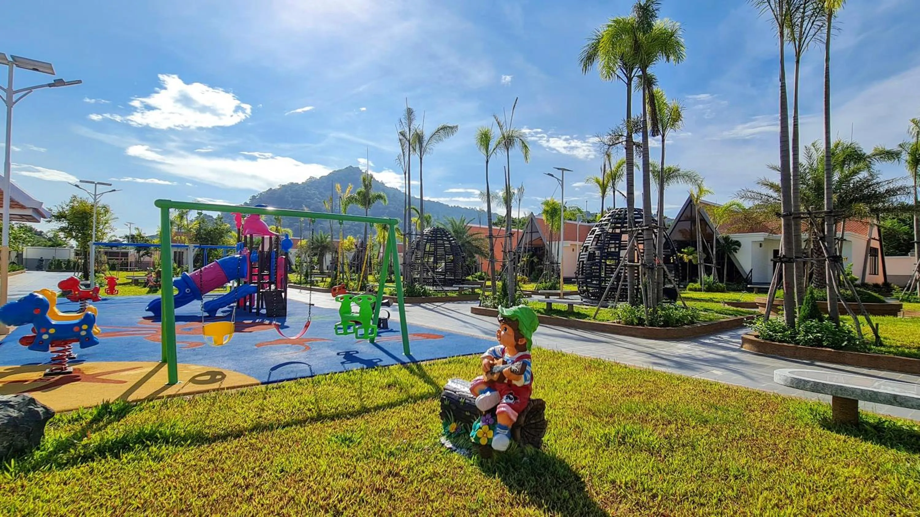 Property building in Vakara Hotel Kep