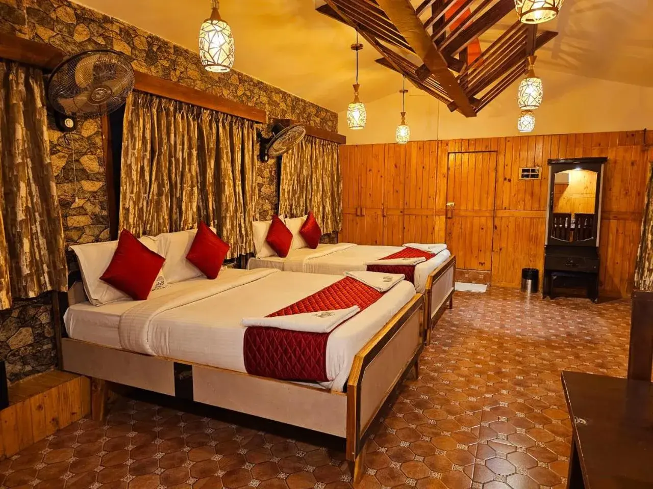 Bed in JJs PARK INN Bed in JJs PARK INN